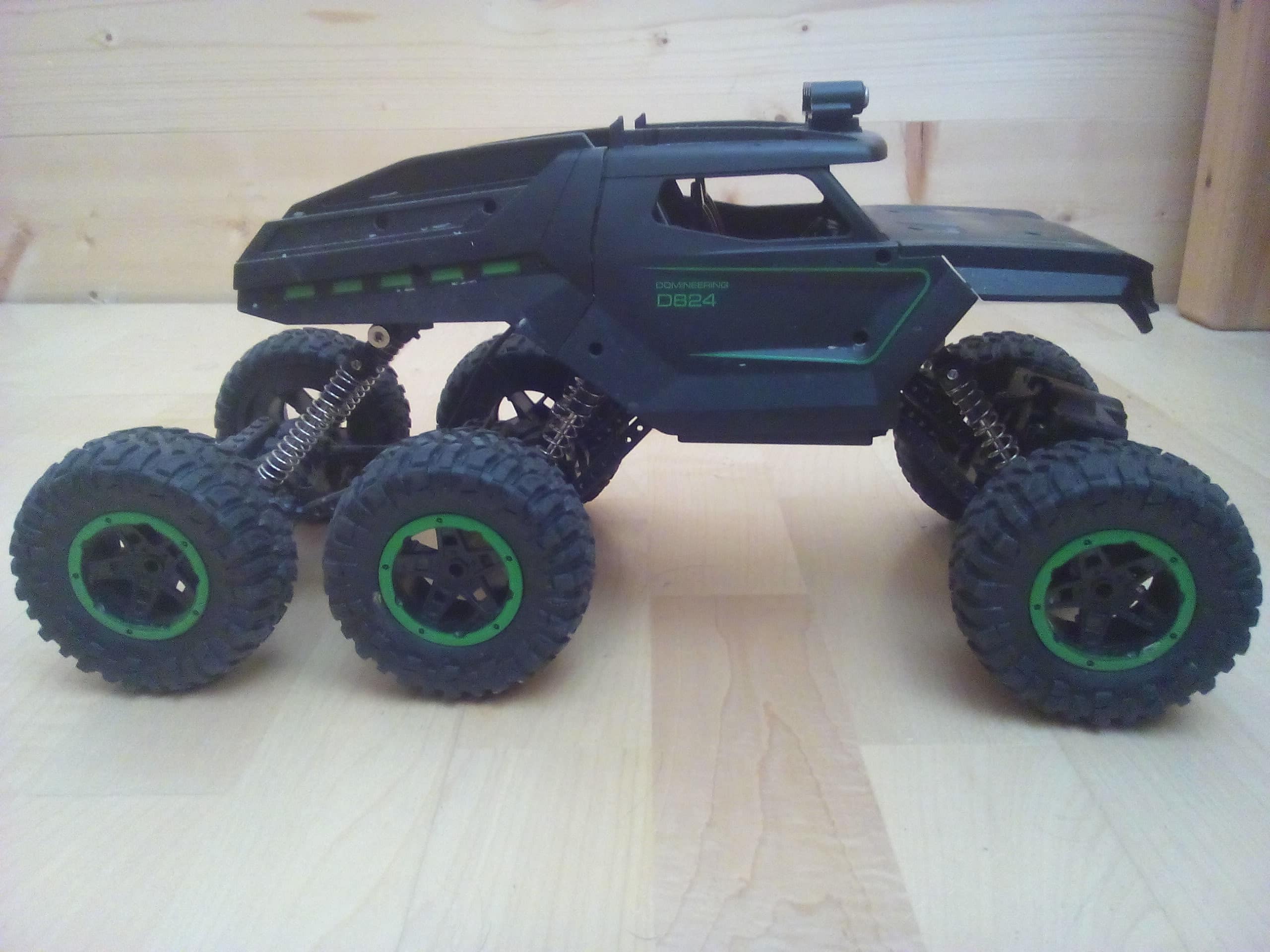 Ferngesteuertes Auto