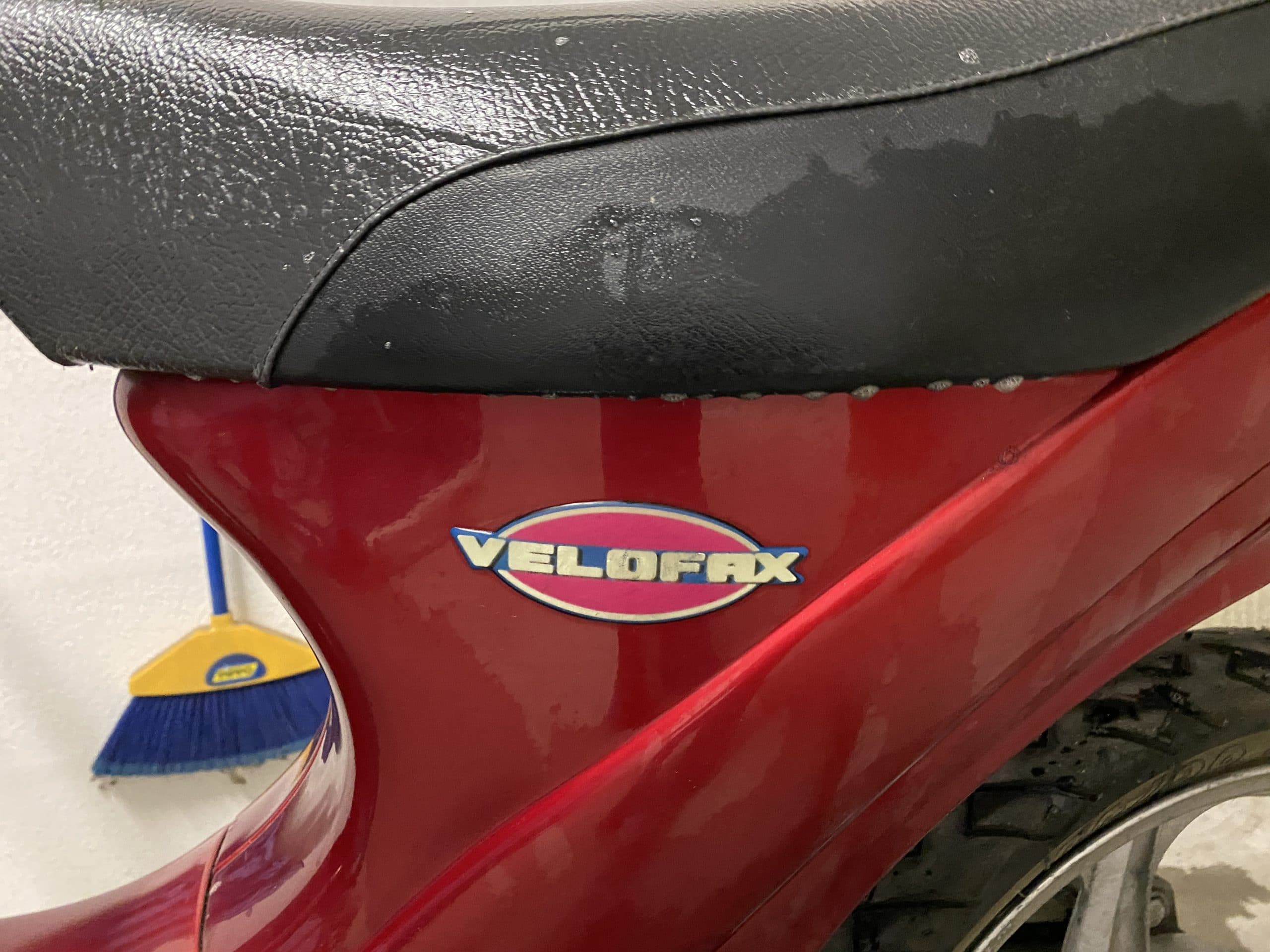 Kleines Mofa zu verschenken