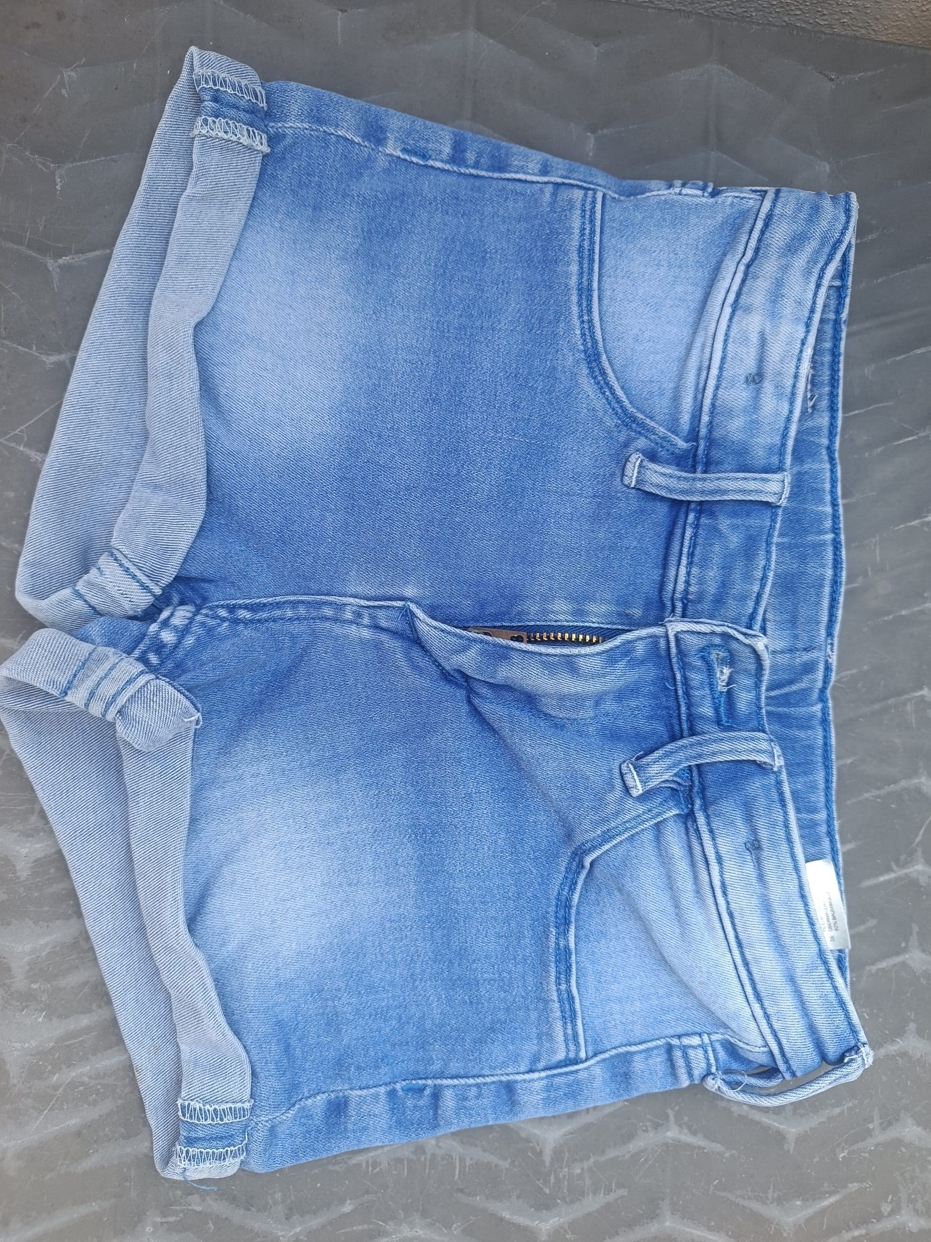 Kurze Jeans Hose 140 cm