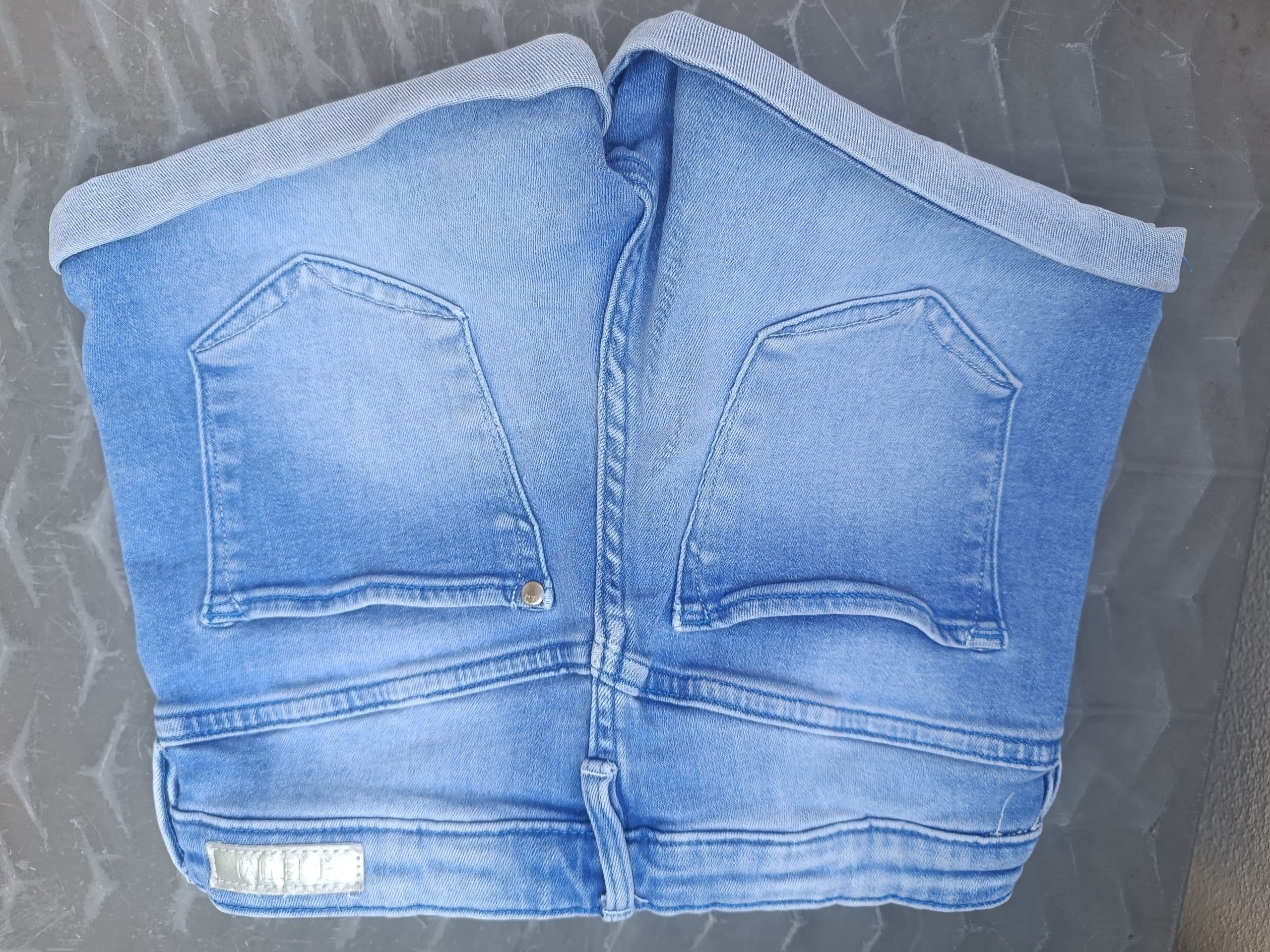 Kurze Jeans Hose 140 cm