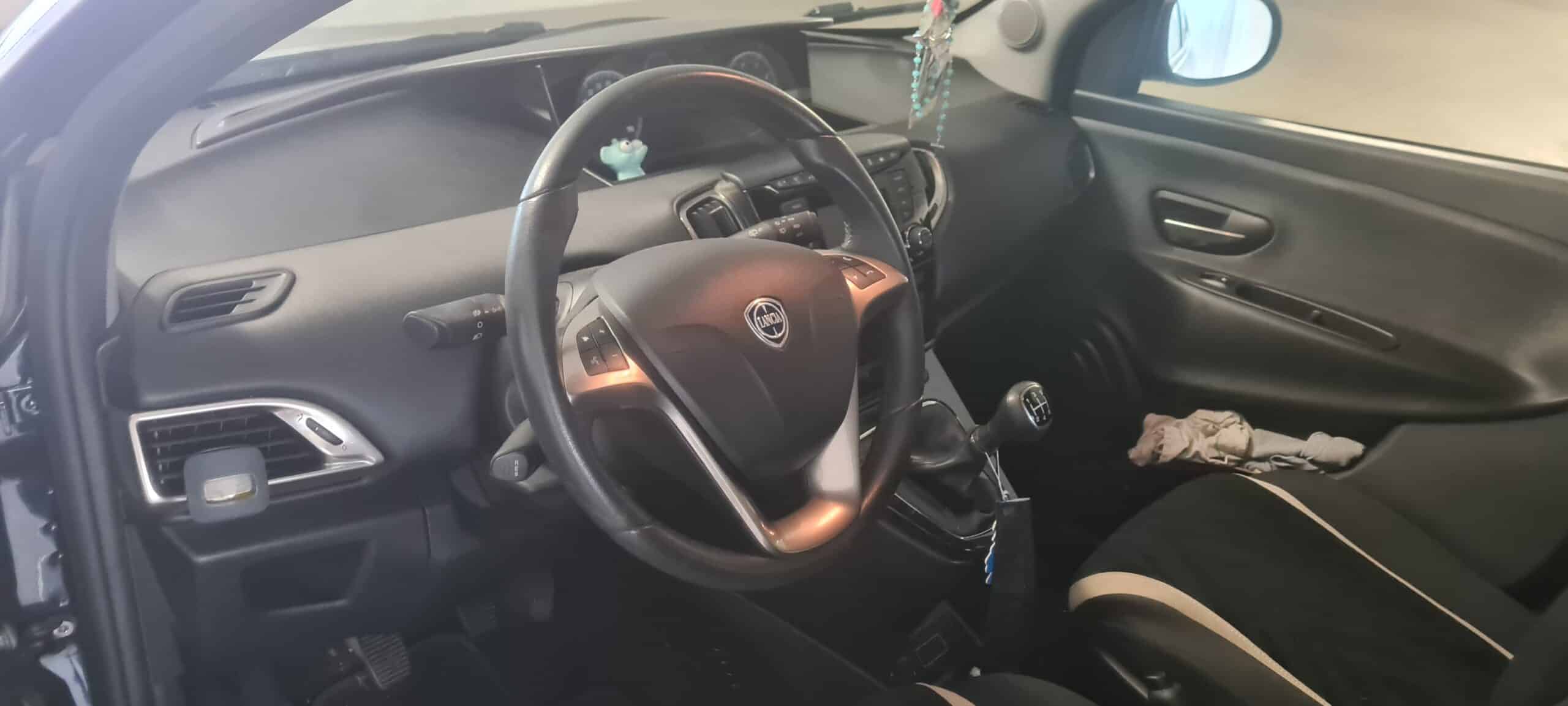 Verkaufe Lancia Ypsilon 1.3 Multijet Gold