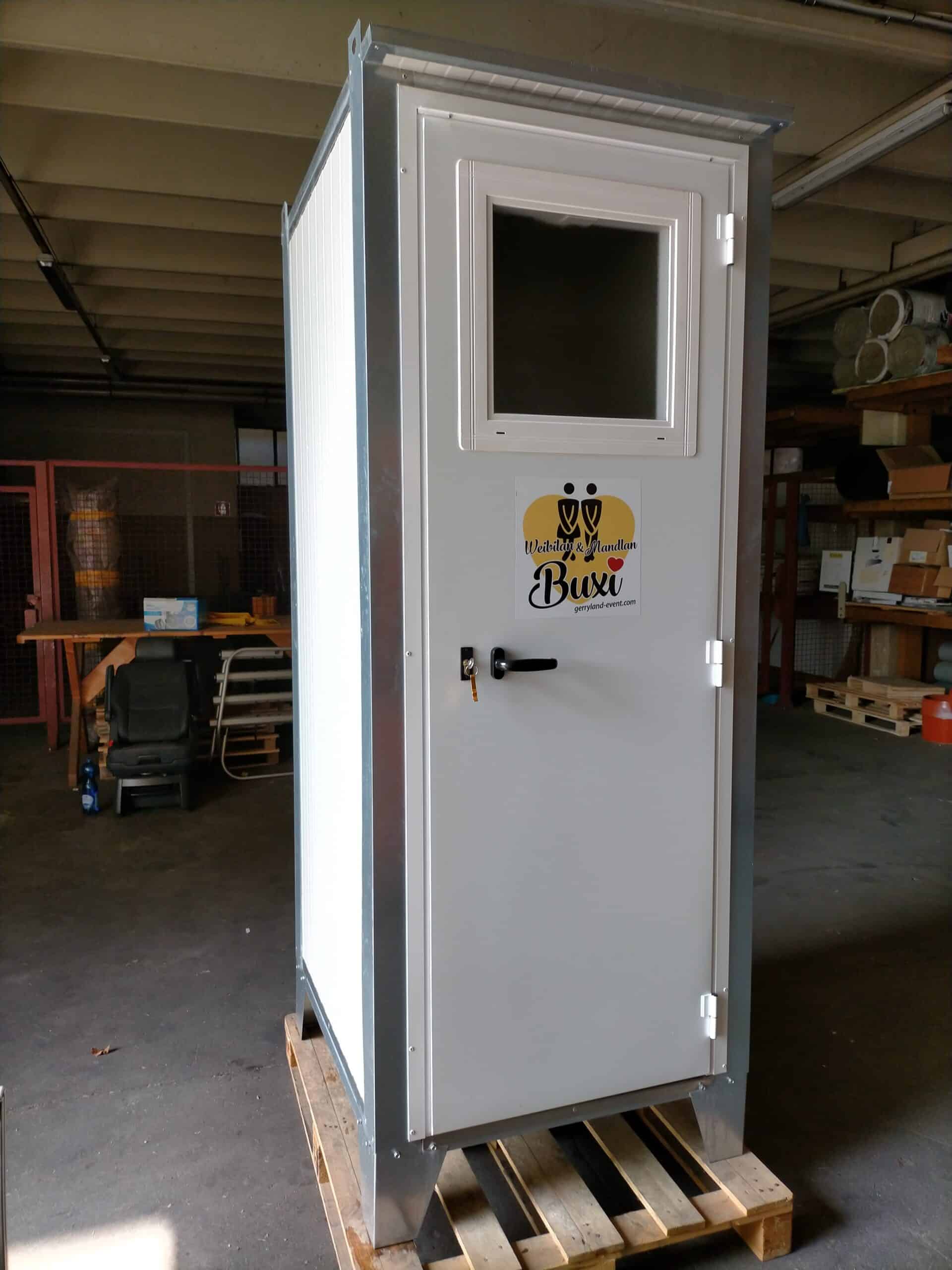 WC Kabine mit Fixanschluss