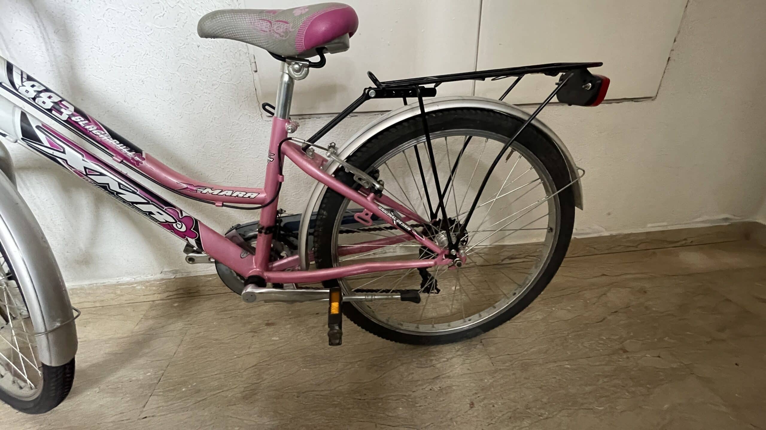 Mädchenfahrrad rosa/weiss 883 Black-Bull