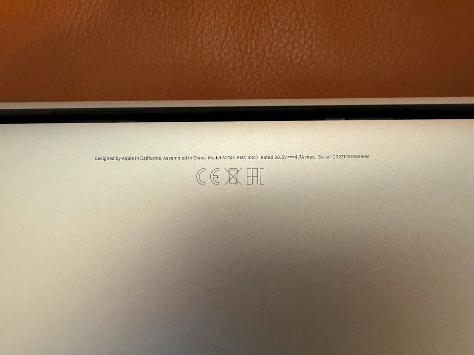 Apple MacBook Pro 16″ mit Core i9, 1 TB, 32 GB, 8 GB Grafik – Top!