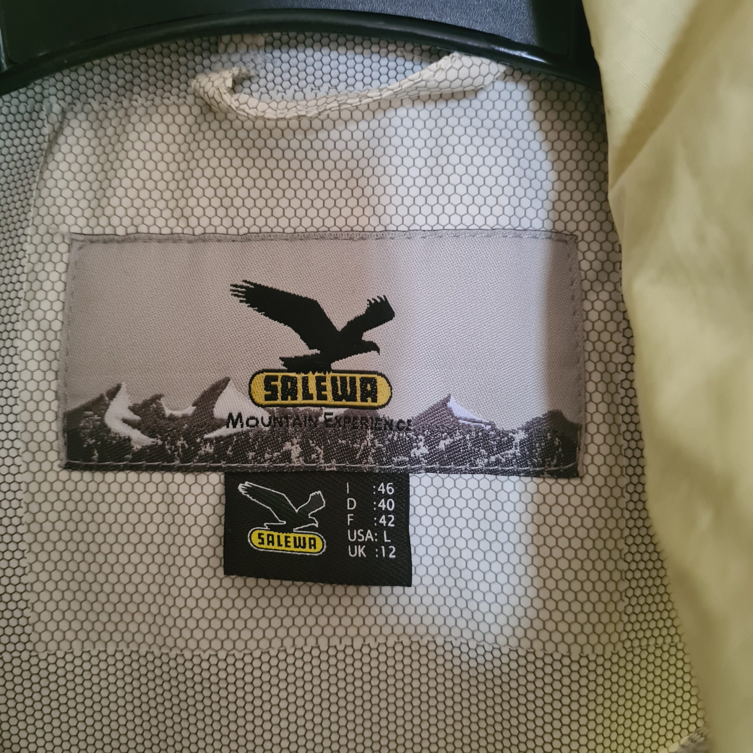 Gelbe Jacke SALEWA Gr. I/46 D/40