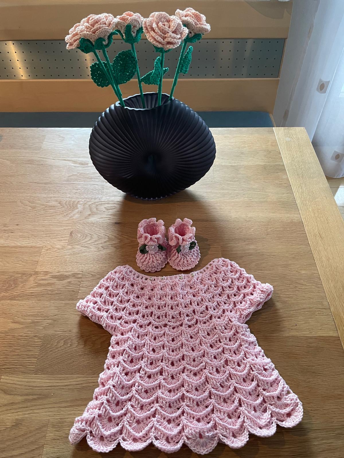 Babyschuhe gehäkelt