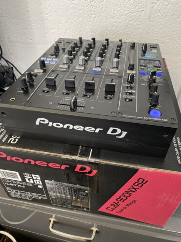 Pioneer CDJ-3000 Multi-Player , Pioneer DJM-A9 DJ-Mixer , Pioneer CDJ-2000NXS2, Pioneer DJM-900NXS2, Pioneer DJ DJM-V10-LF , Pioneer DJ DJM-S11, Pioneer OPUS-QUAD, Pioneer XDJ-RX3, Pioneer XDJ-XZ , Pioneer DJ DDJ-FLX10, Pioneer DDJ-1000, Pioneer DDJ-1000SRT, Pioneer DJ DDJ-REV7,  Denon DJ Prime 4+ , Allen & Heath Xone:96,  Rane Four