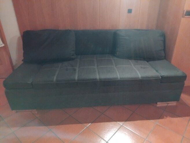 Ausziehbare Couch