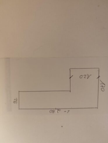 DIVAN MIT ELKTRISCH VERSTELLBAREN LEHNEN