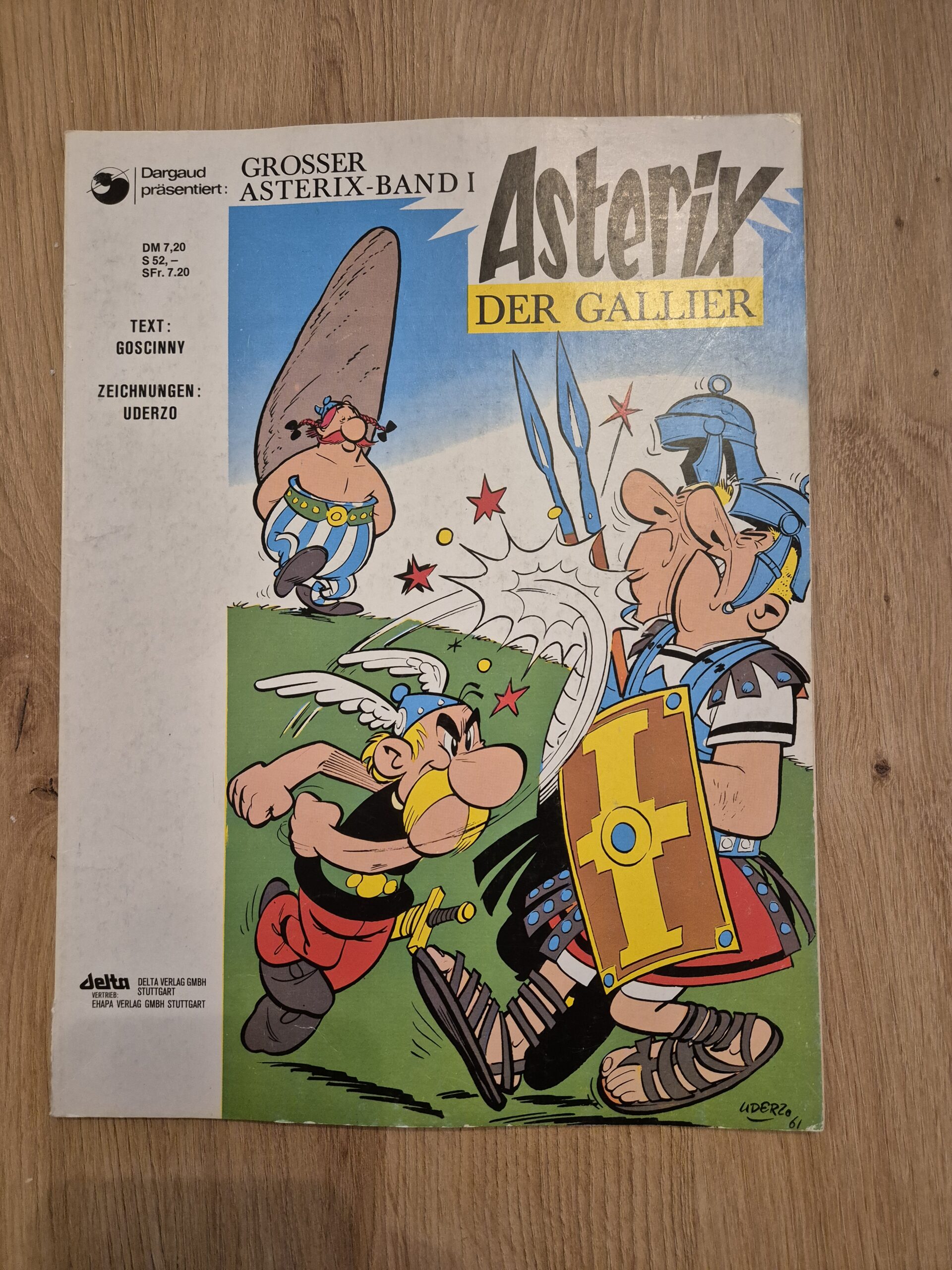4 Bände Asterix Comics aus 1990ern