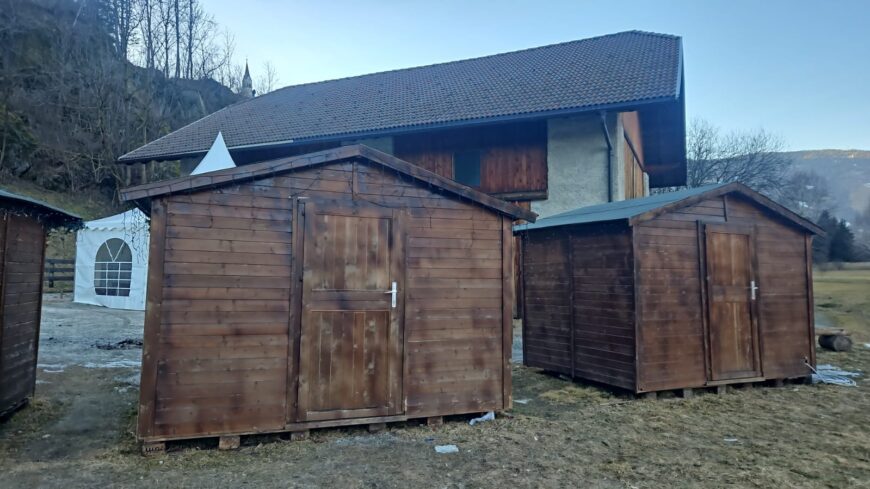 HOLZBUDEN – MARKTSTÄNDE