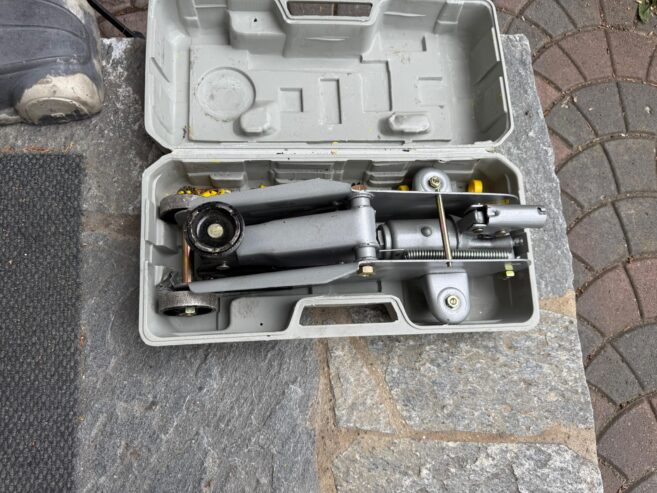 Wagenheber 10€