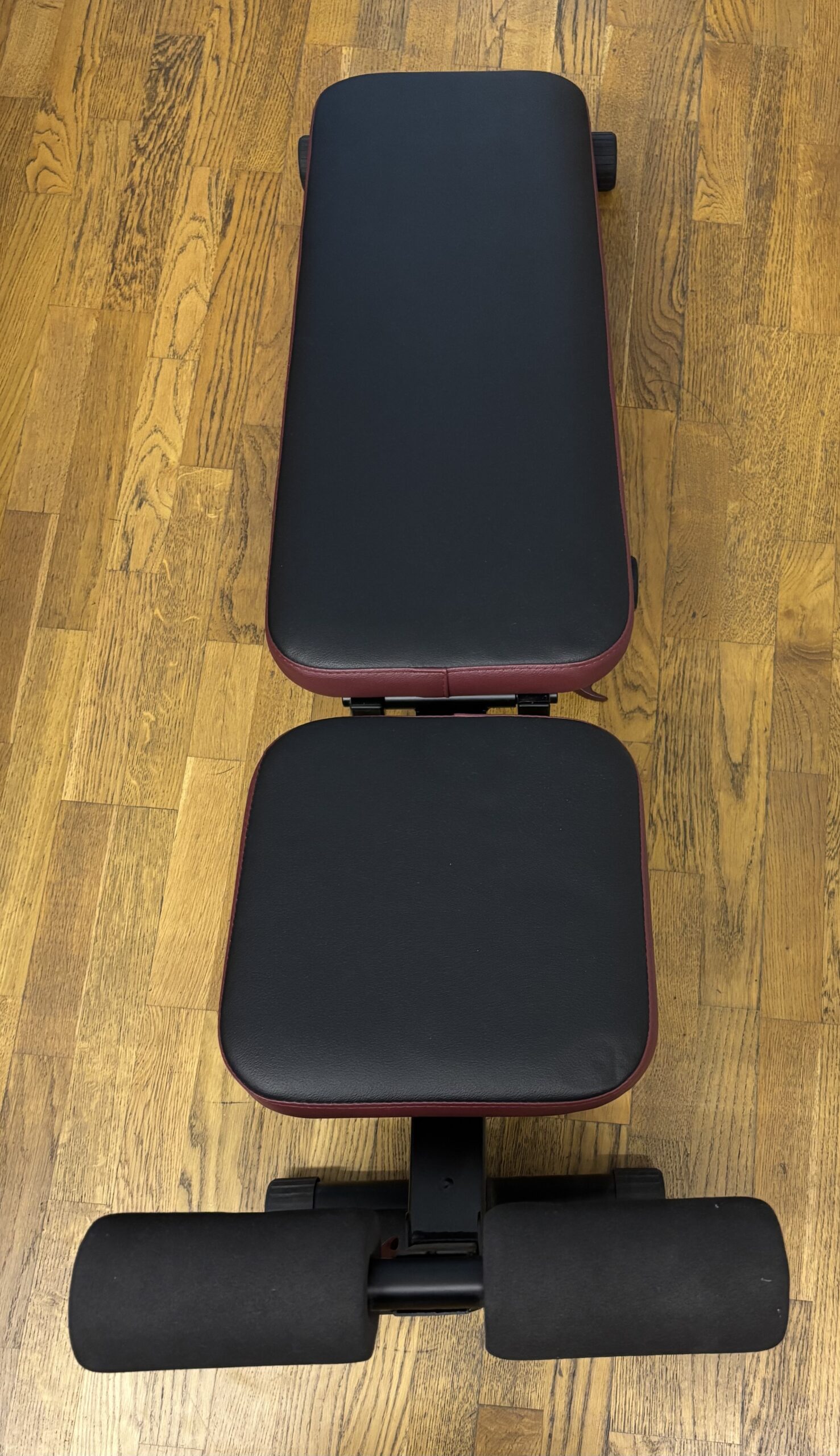 Höhenverstellbare & zusammenklappbare Hantelbank