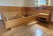 Doppelbett inkl. Nachtkästchen/Letto matrimoniale con comodino
