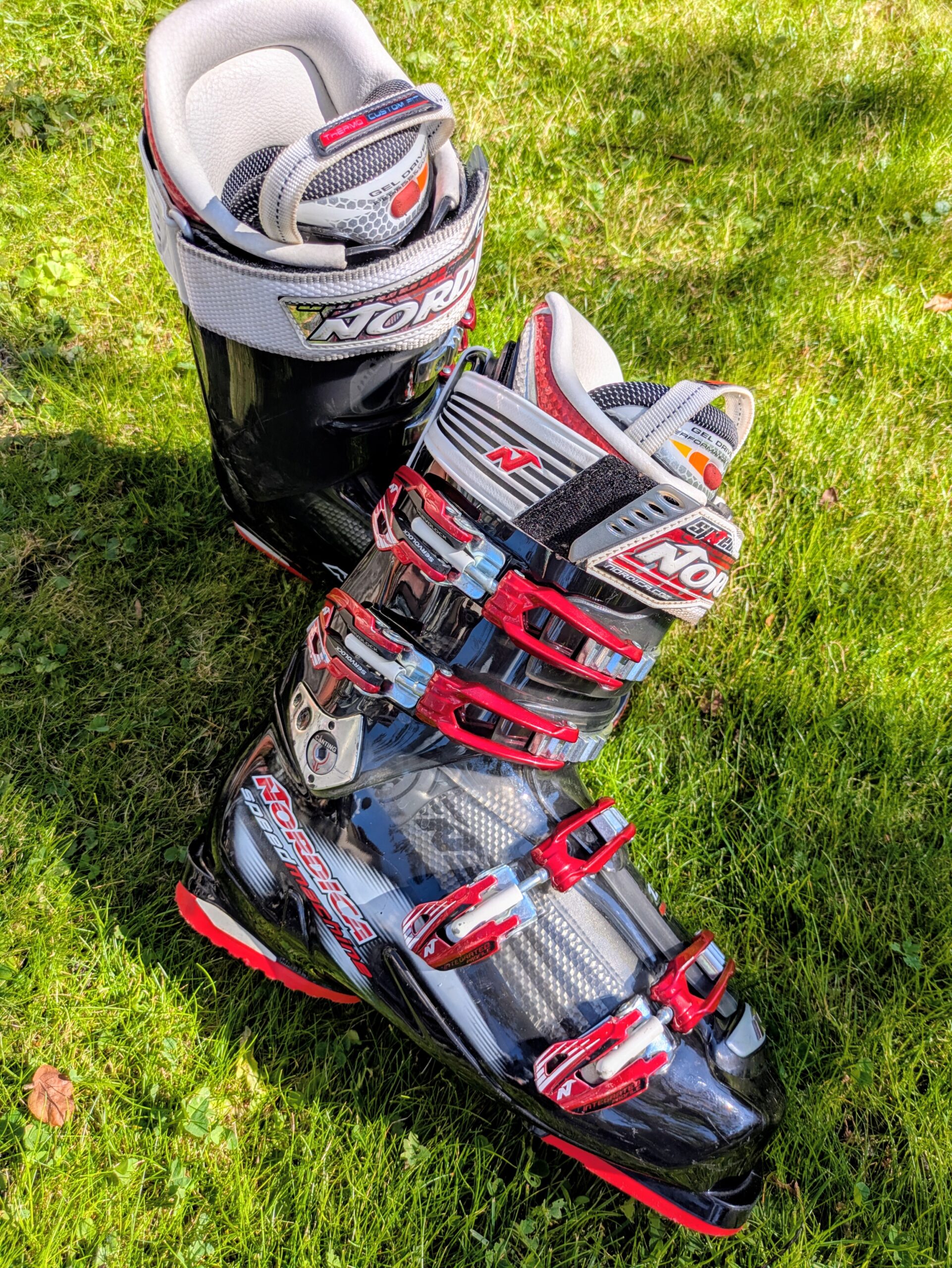 Skischuhe Nordica speed machine