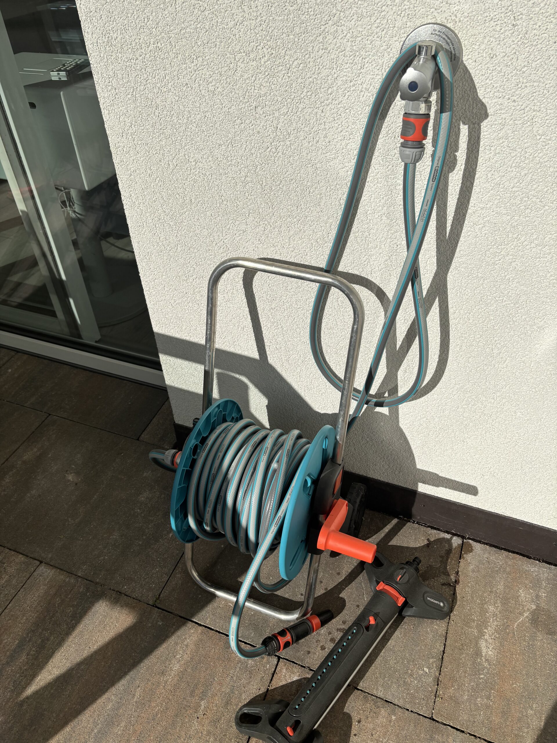 Rasenmäher, Bewässerungsinstrumente