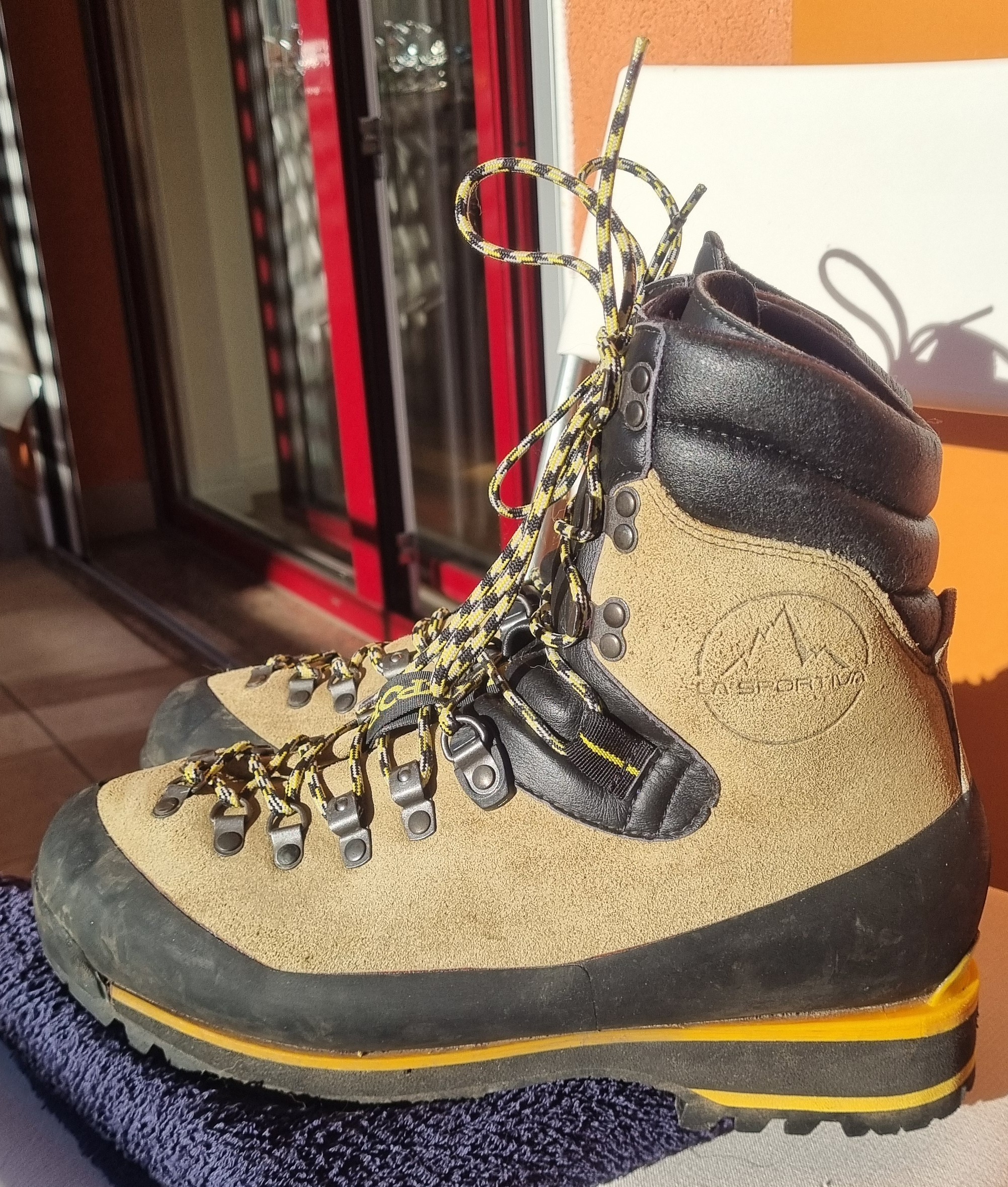 Hochtourenschuhe La Sportiva Nepal Trek Gr. 44