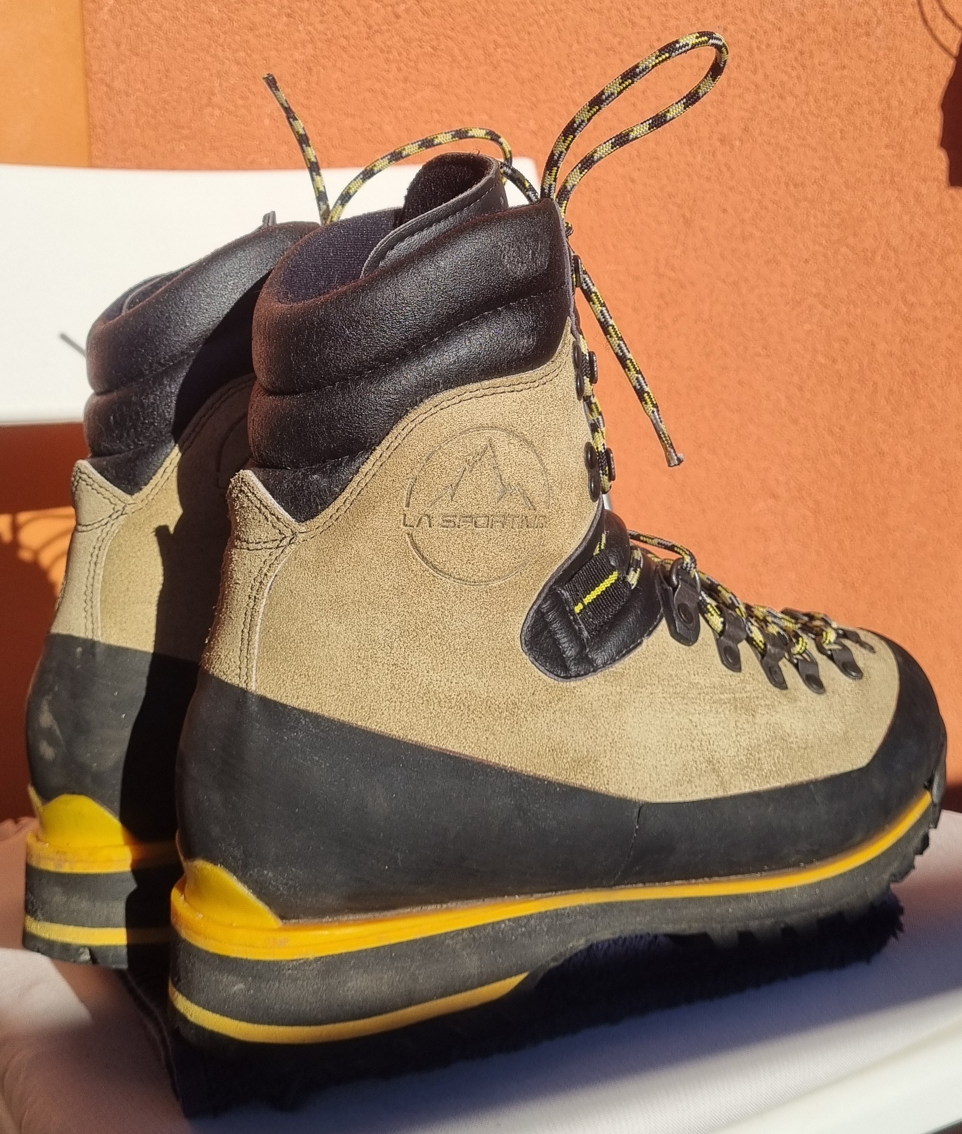 Hochtourenschuhe La Sportiva Nepal Trek Gr. 44