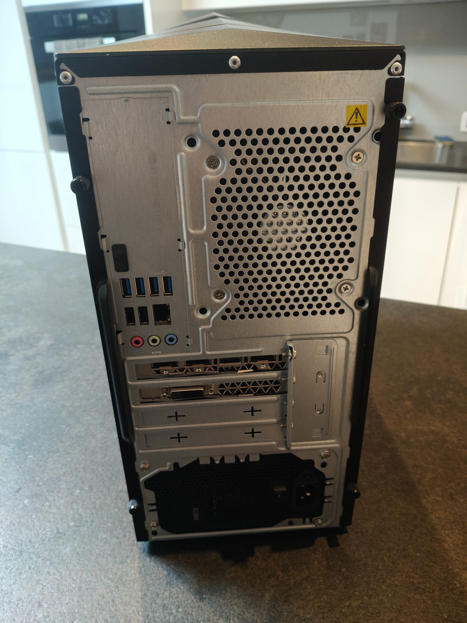 Lenovo Legion Y520T-25ICZ ES