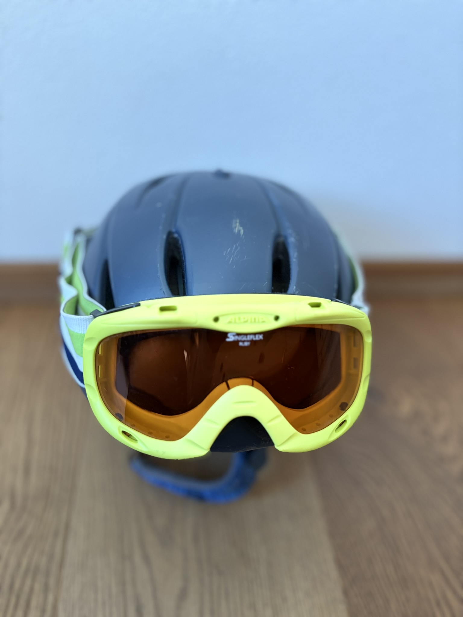 Giro Skihelm mit Alpina Skibrille