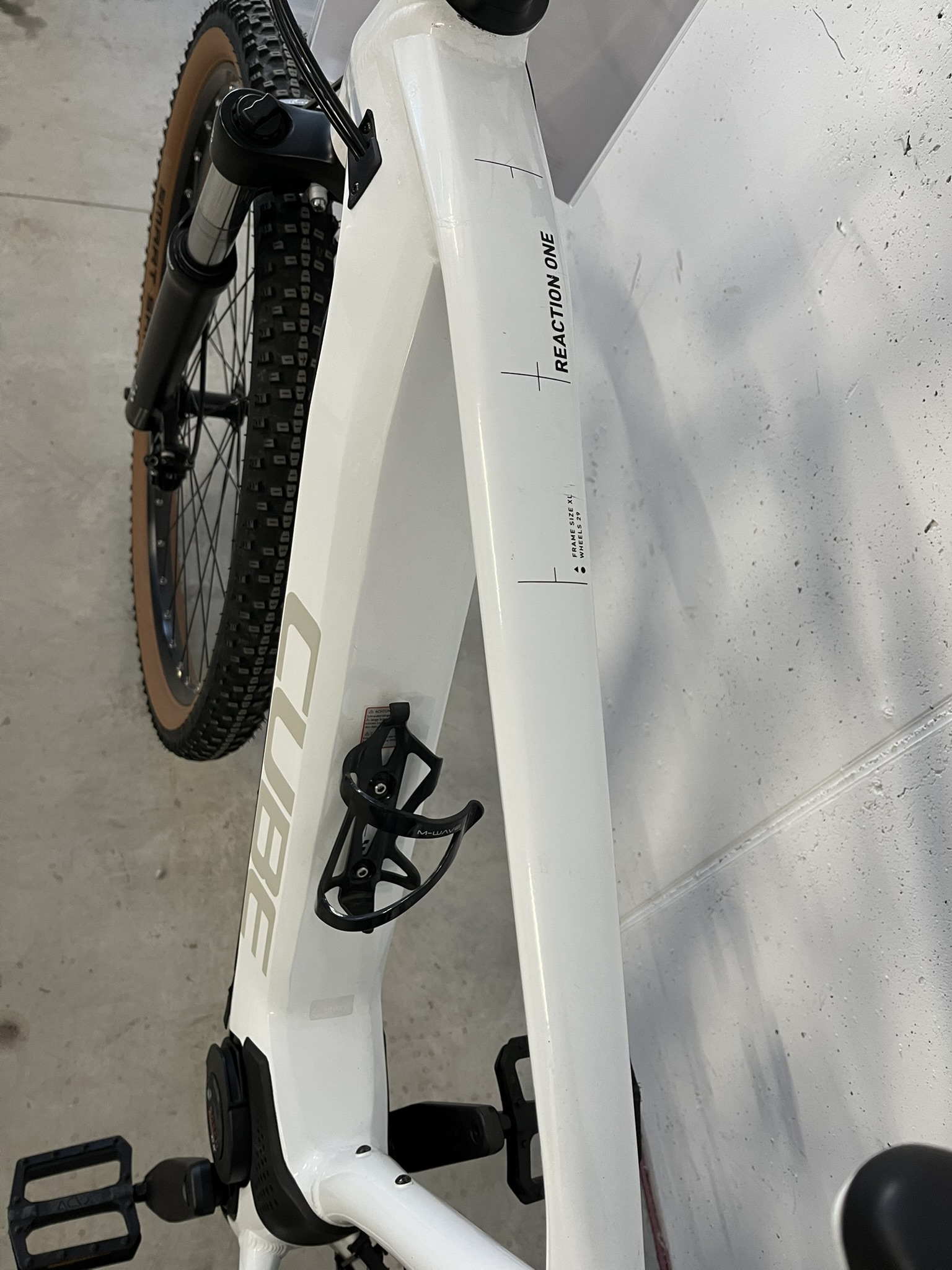 Cube Reaction Hybrid ONE 625 white´n´grey 2022