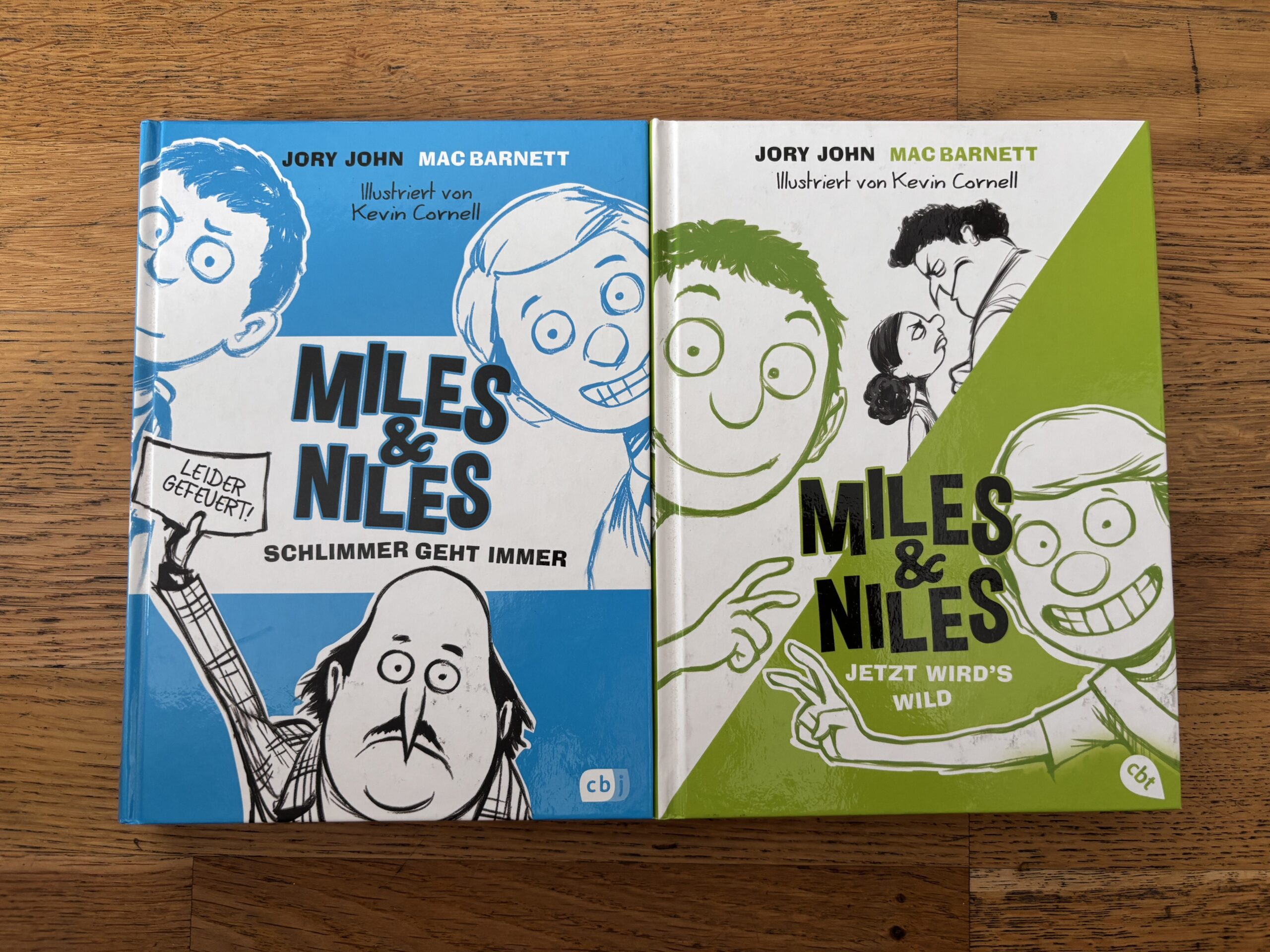 2x Miles&Niles Bücher-gebunden