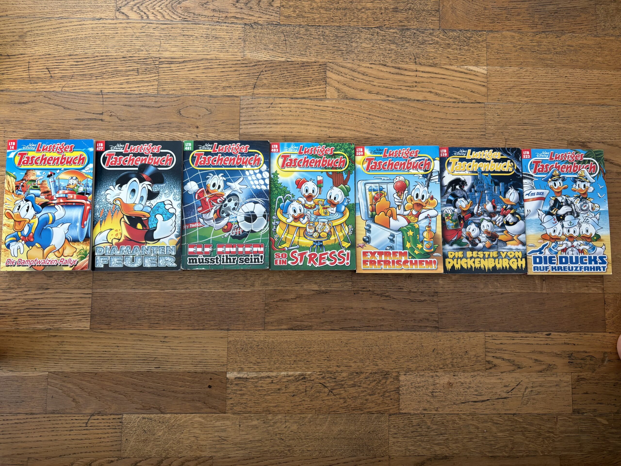 Verschiedene Lustige Taschenbücher