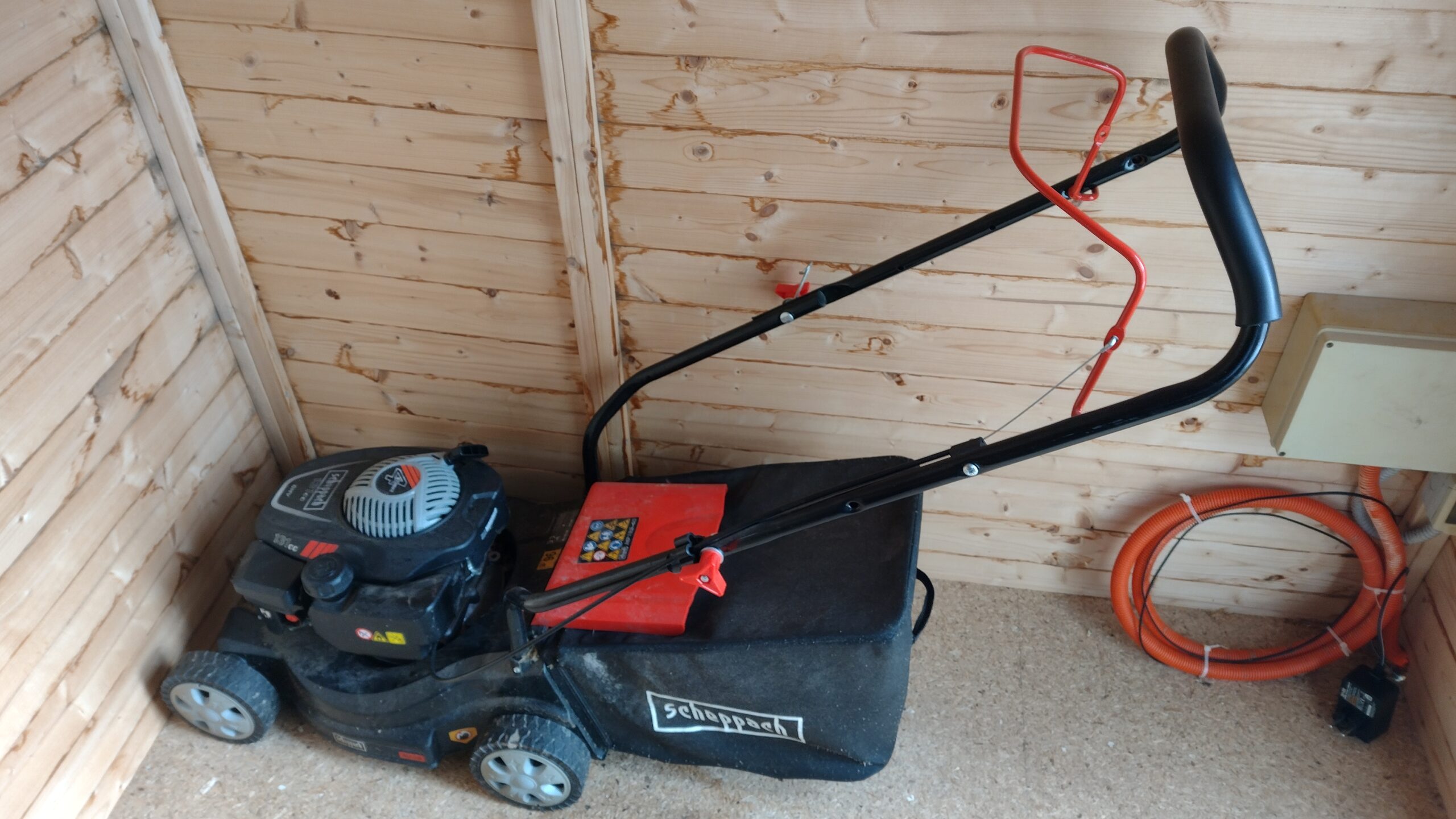 Rasenmäher Benzin