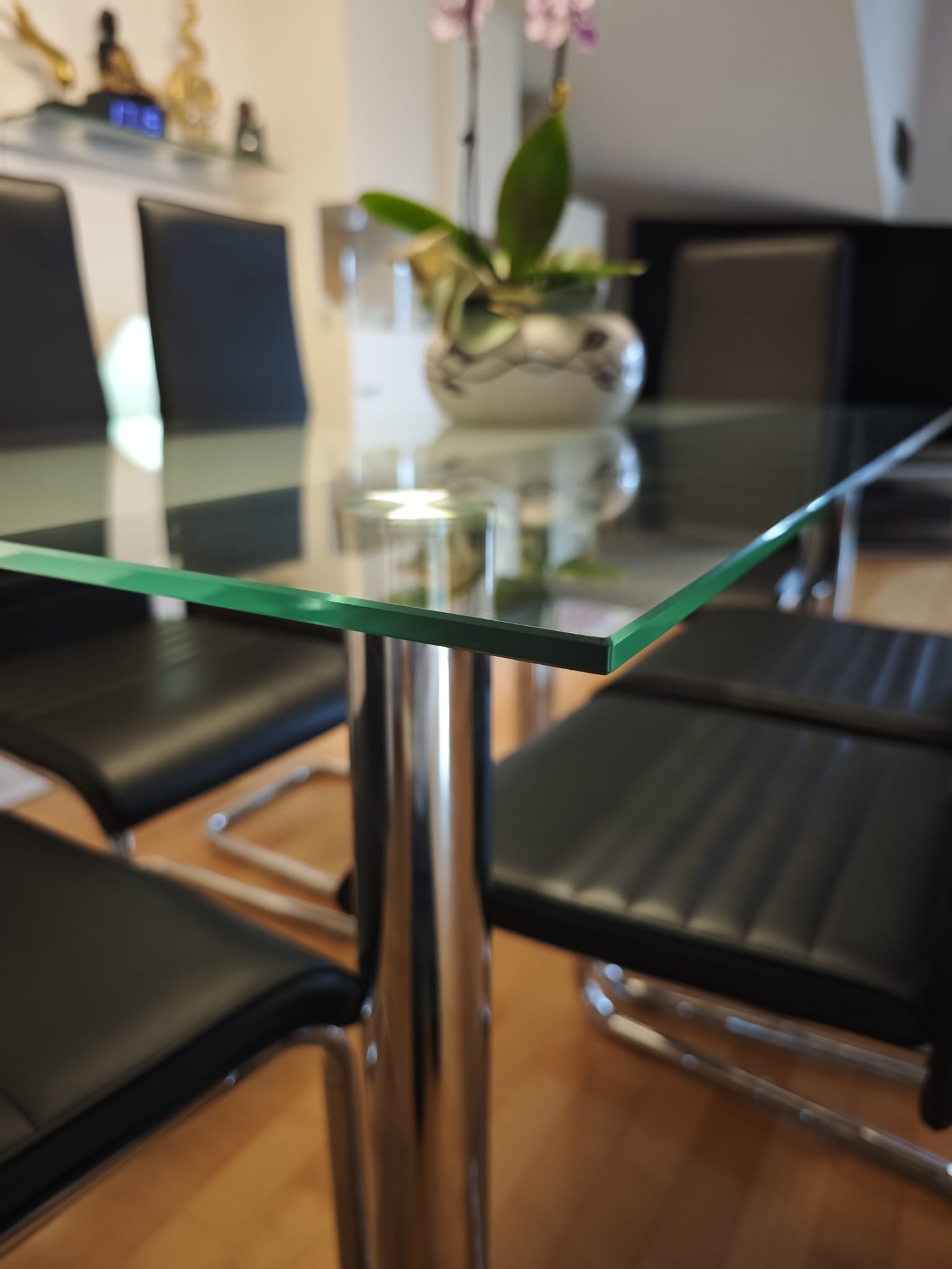 Esstisch mit 6 Stühlen