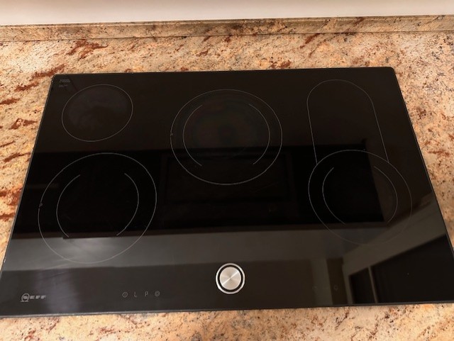 NEFF Glas-Keramik Kochfeld