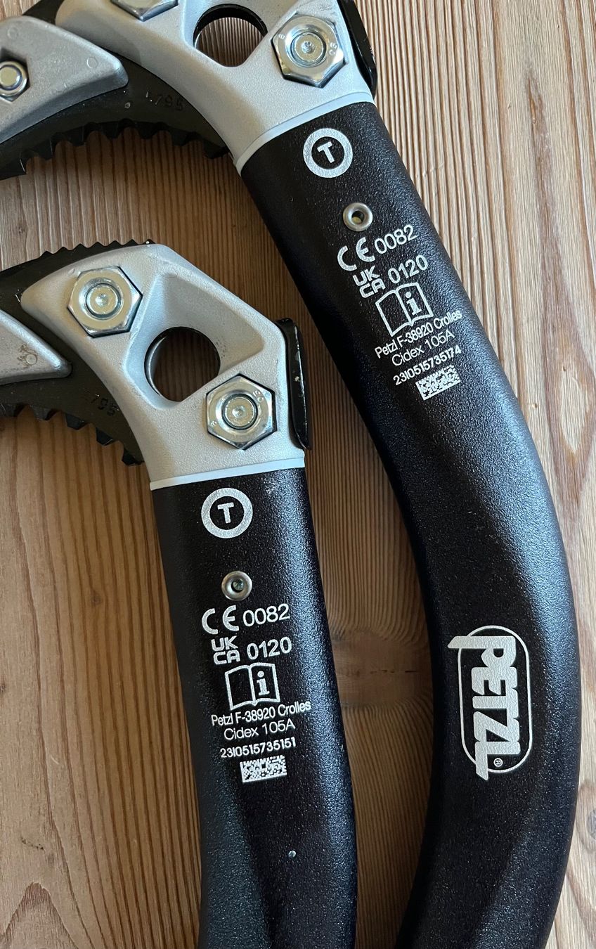 Petzl Nomic Eisgeräte