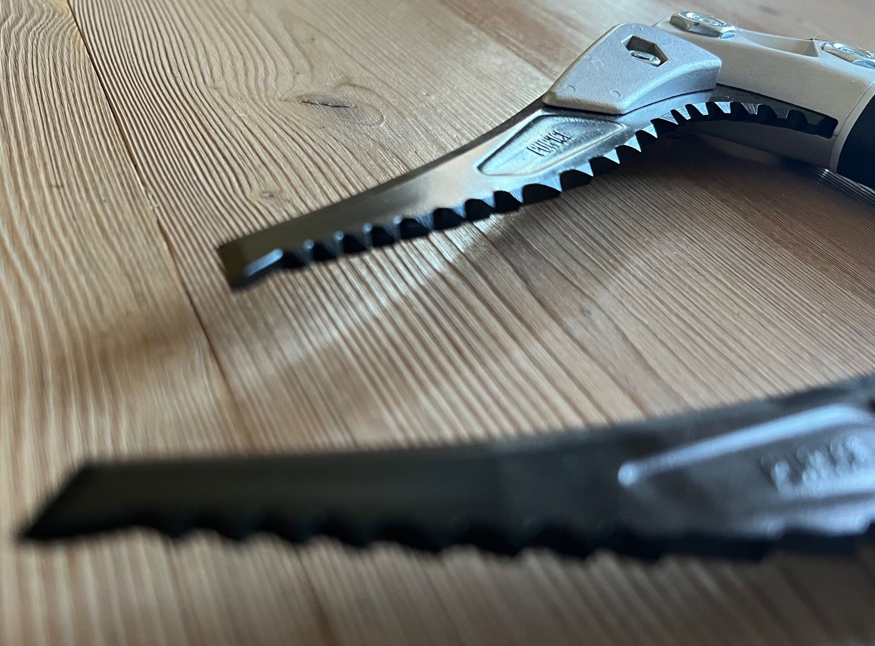 Petzl Nomic Eisgeräte