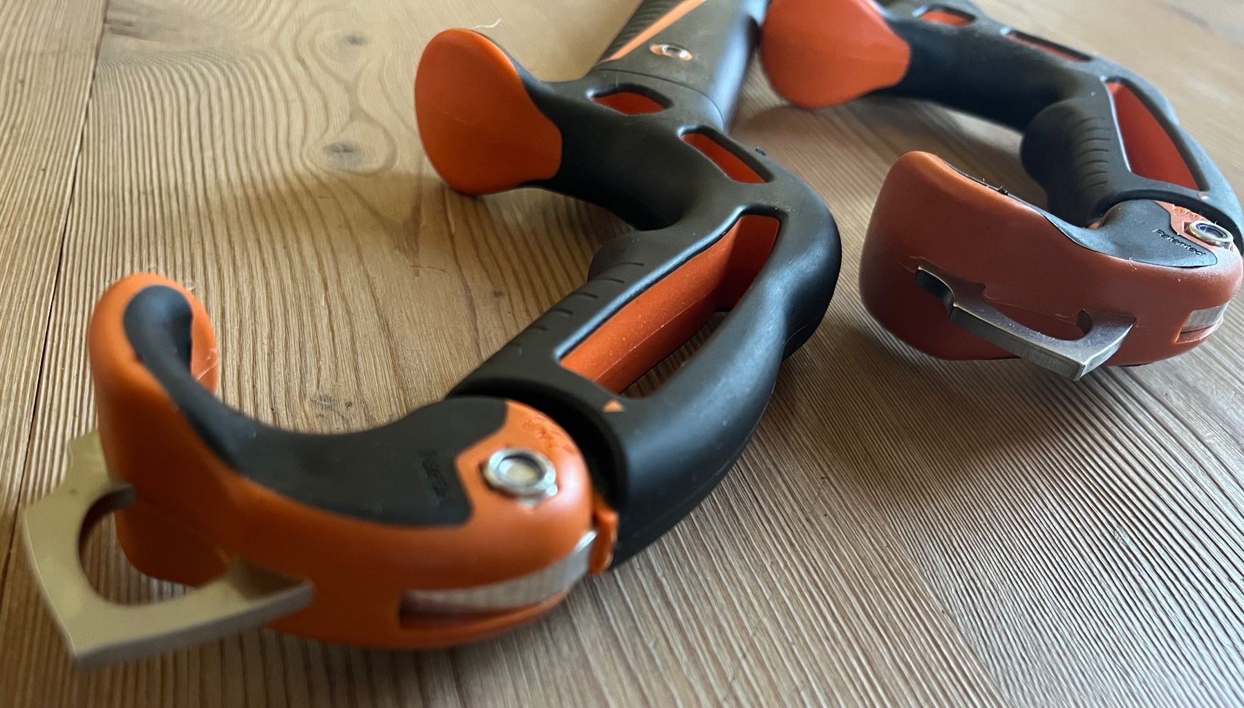 Petzl Nomic Eisgeräte