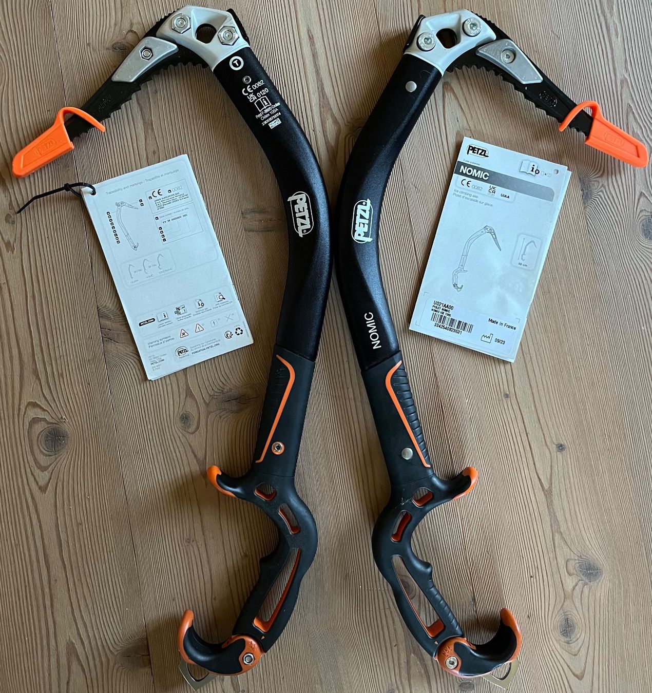 Petzl Nomic Eisgeräte