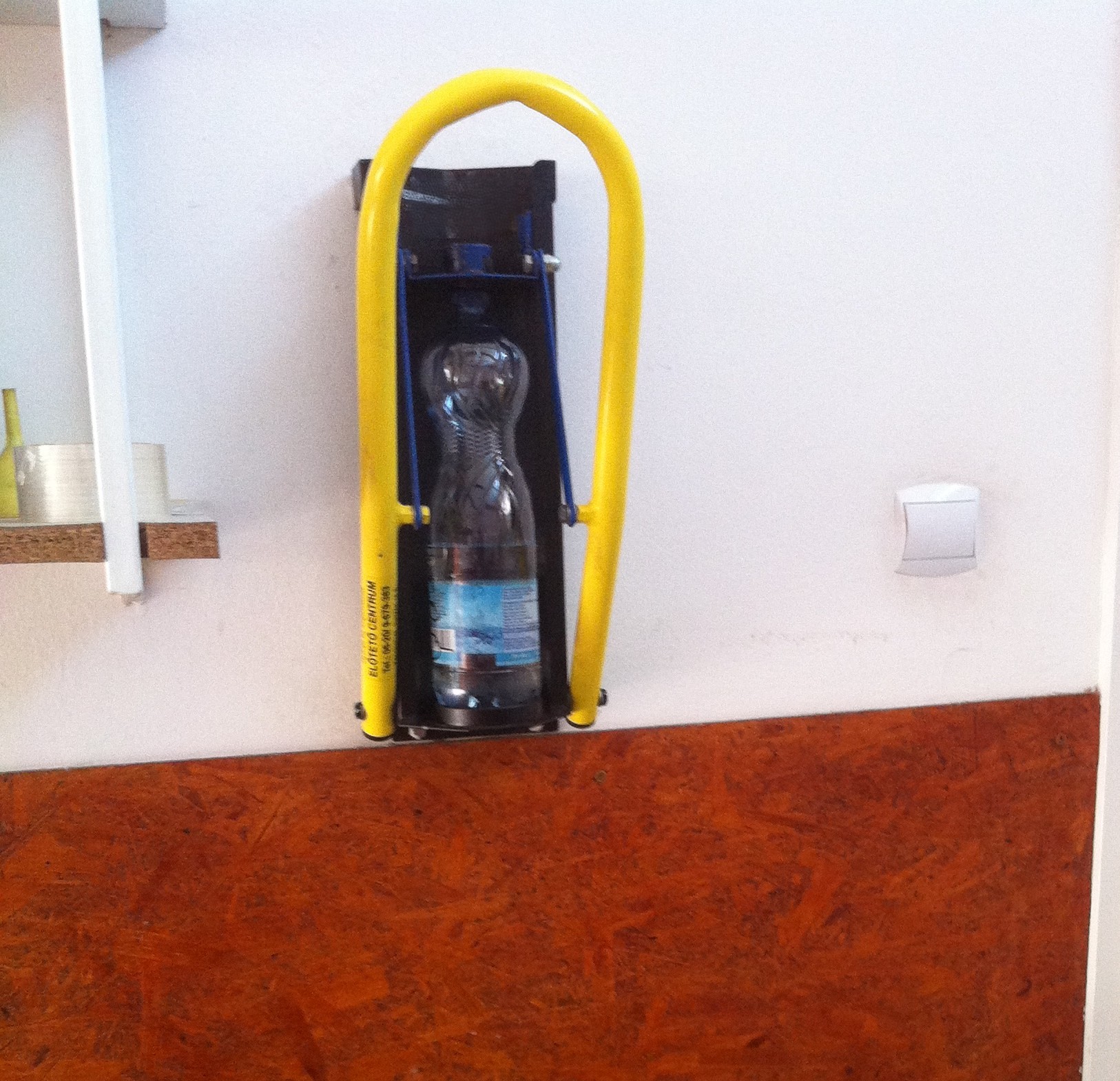 Flaschen- & Dosenpresse zu verkaufen (auch für große PET-Flaschen!)