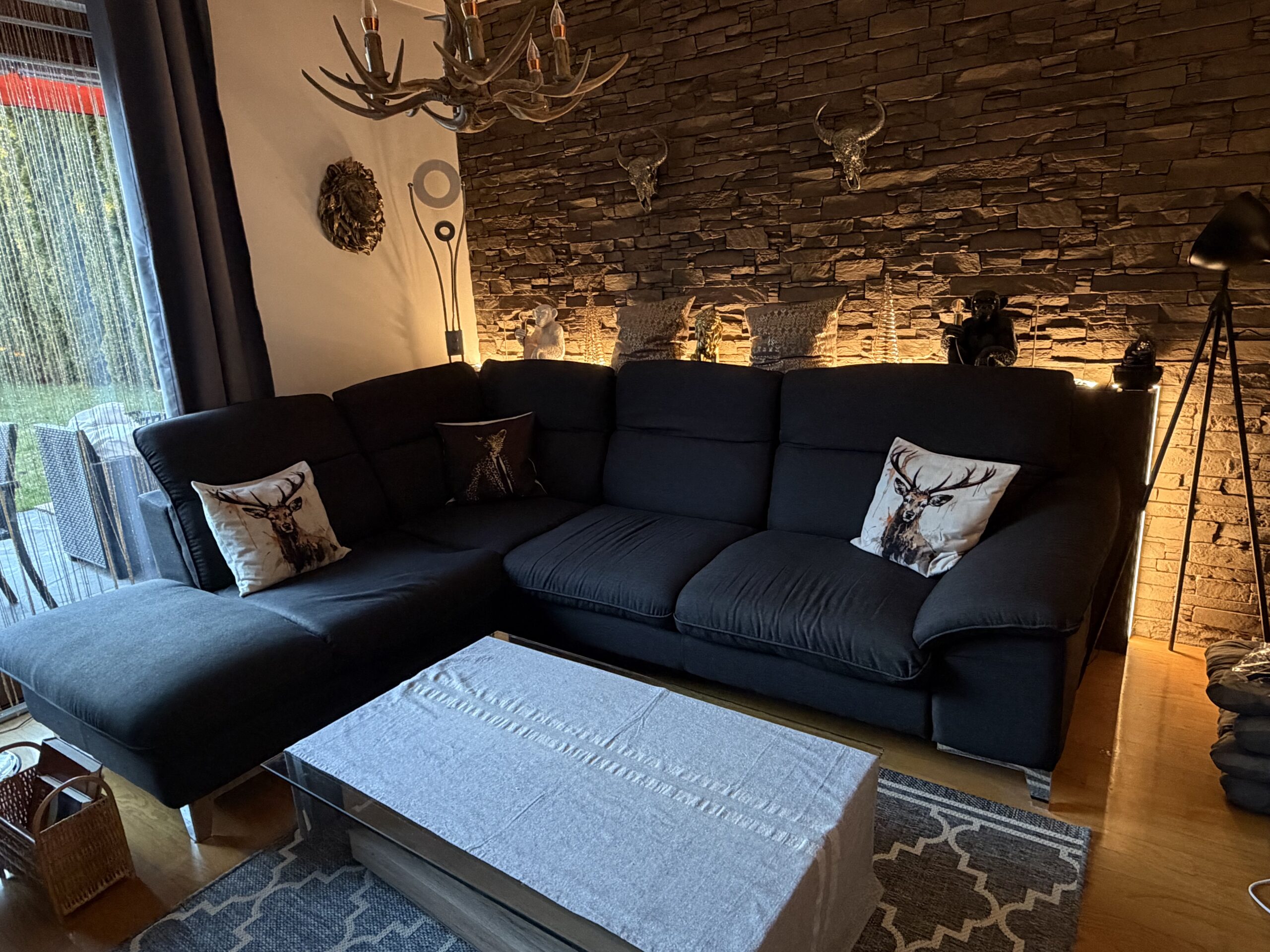 Großes Ecksofa in Anthrazit / Grande divano ad angolo color antracite