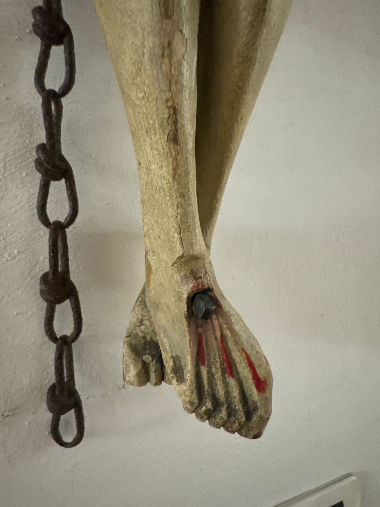 Spannender und seltener Großer Kruzifix-Korpus, Grödnertal