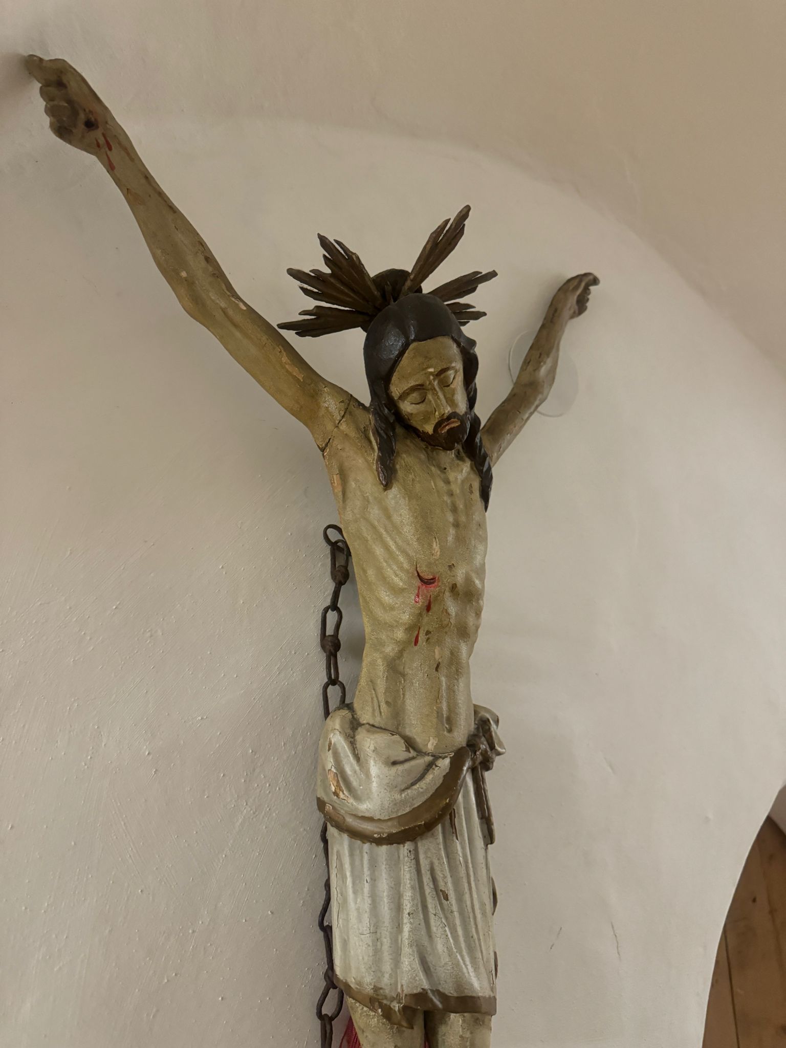 Spannender und seltener Großer Kruzifix-Korpus, Grödnertal