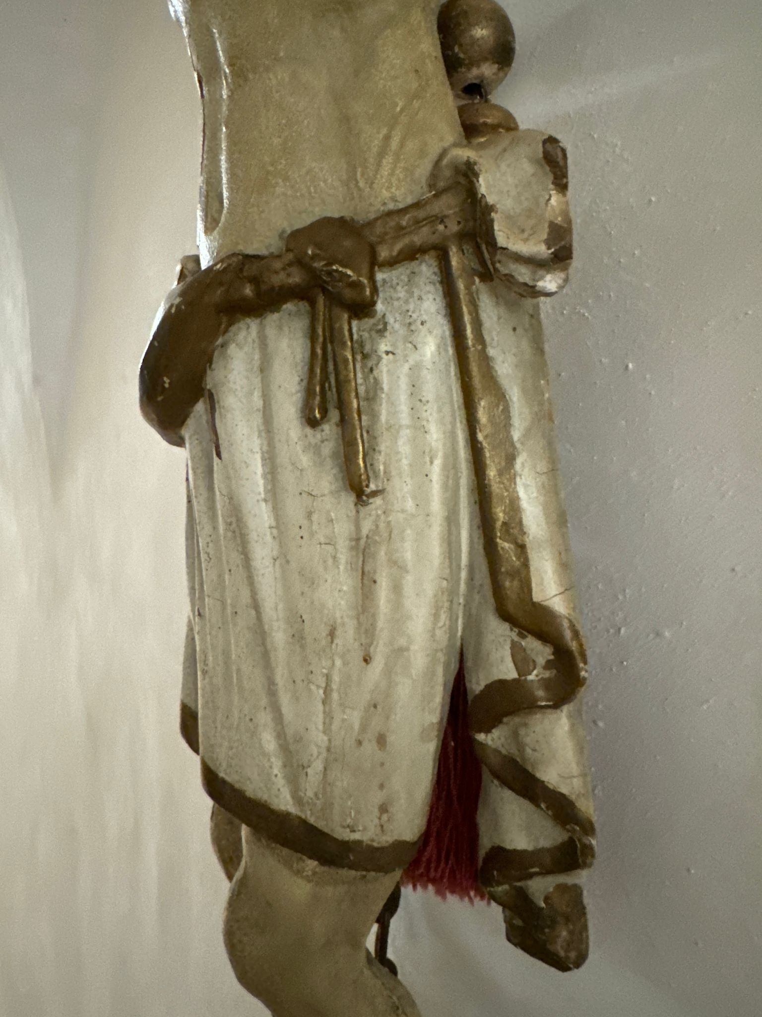 Spannender und seltener Großer Kruzifix-Korpus, Grödnertal