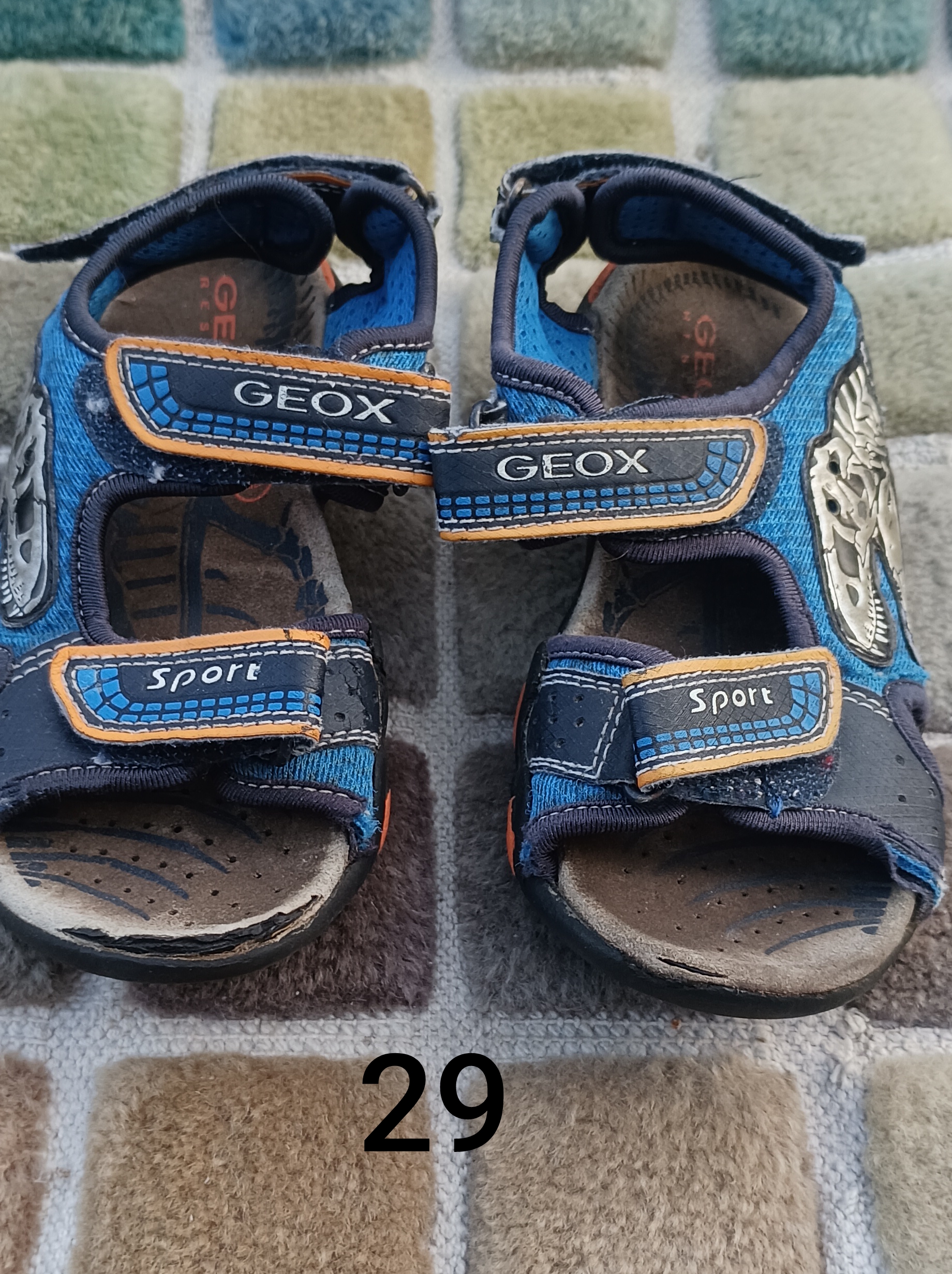 Freiwillige Spende Sandalen