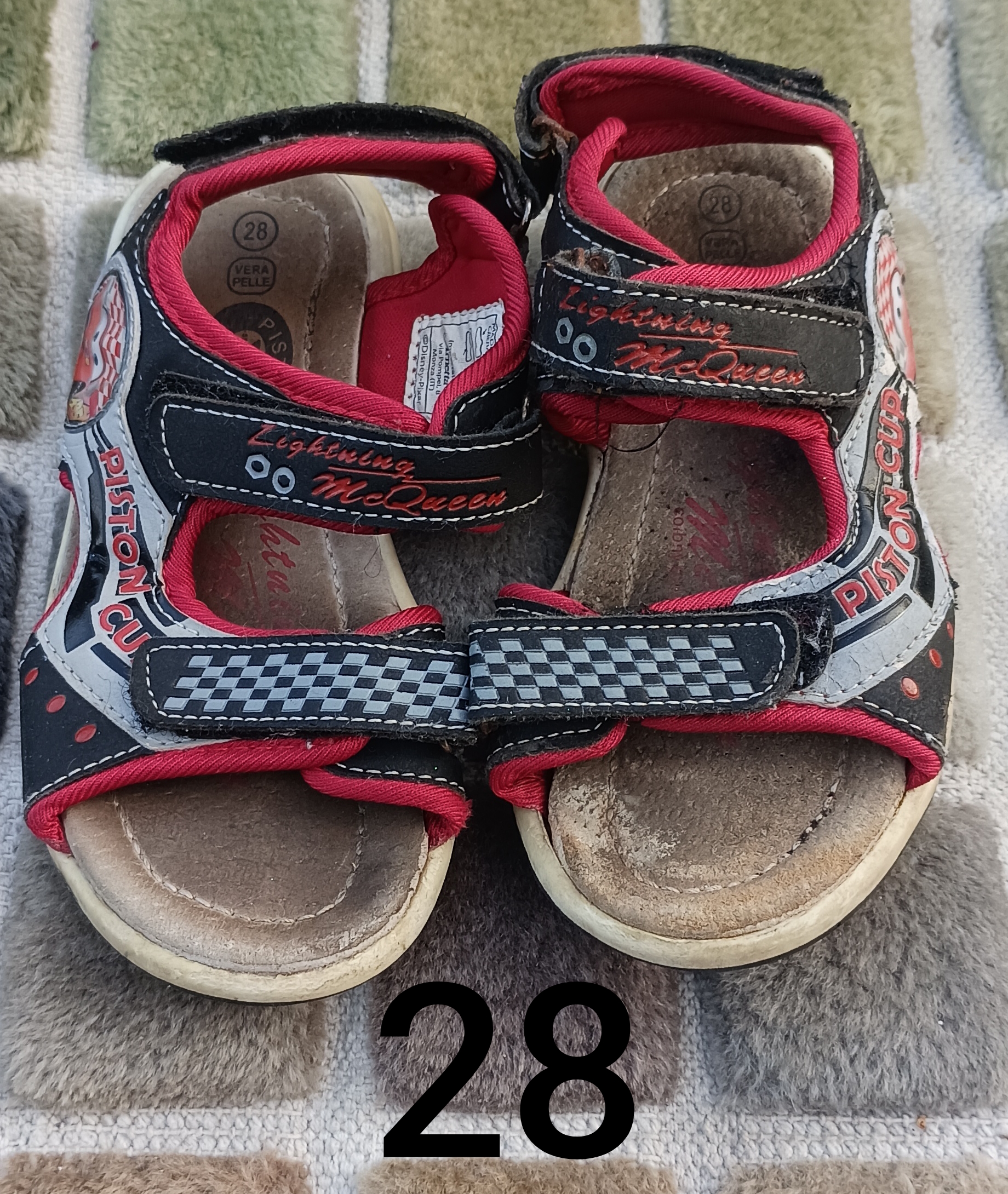 Freiwillige Spende Sandalen