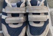 Turnschuhe Freiwillige Spende