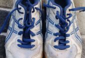 Turnschuhe Freiwillige Spende