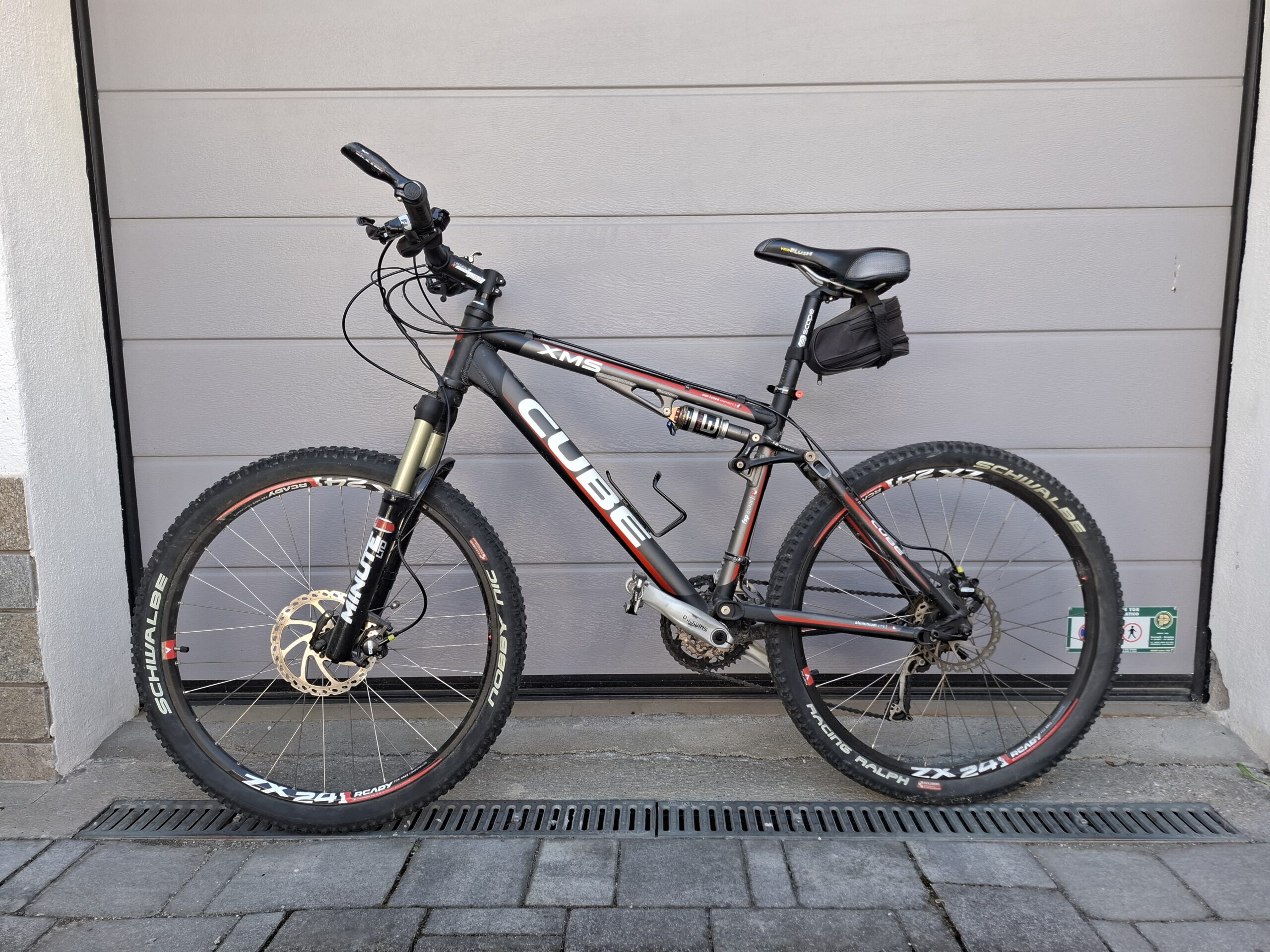 Mountainbike zu verkaufen