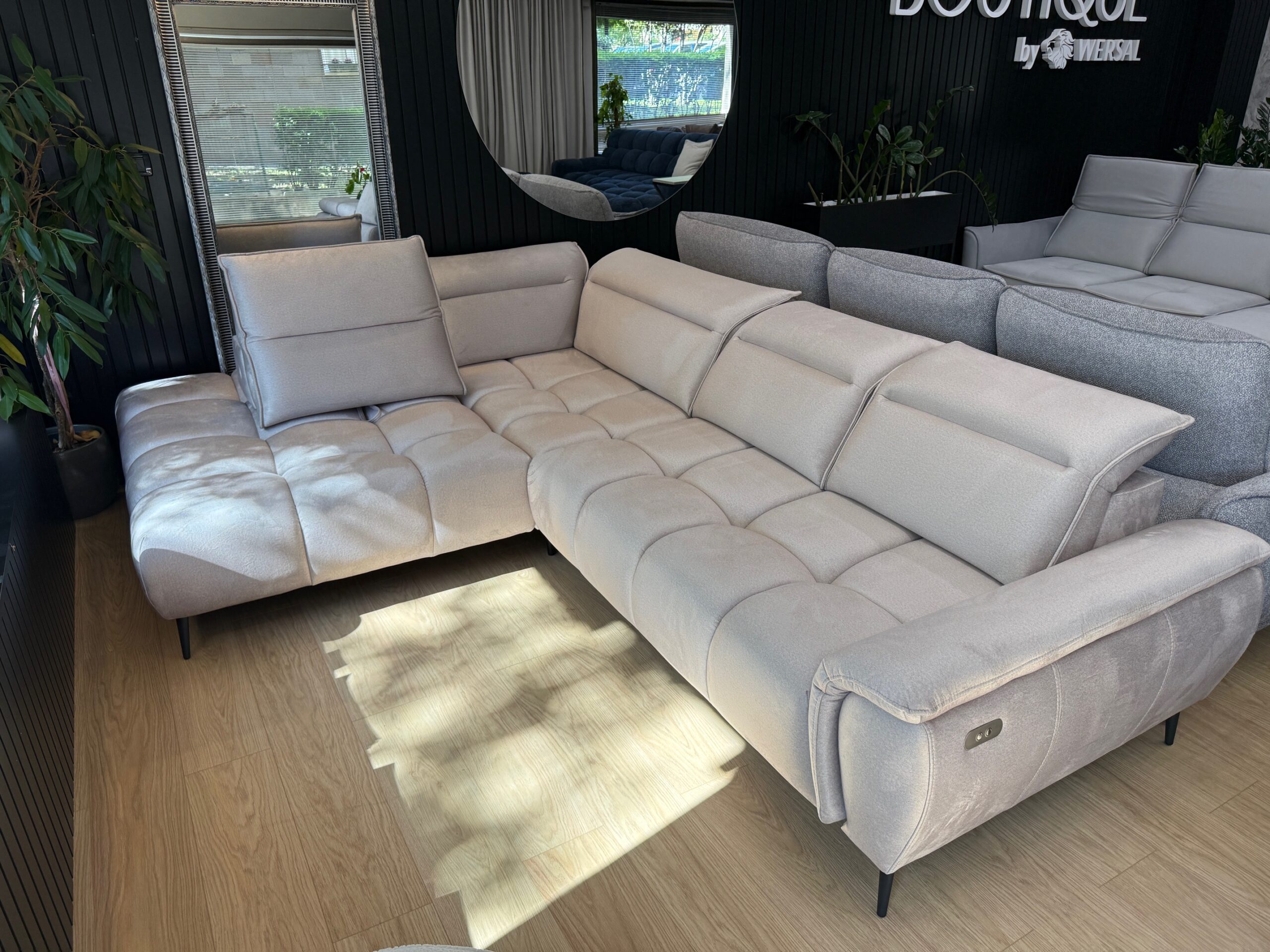 Ecksofa Montana L – modernes Design, tiefer Komfort und elegante Details