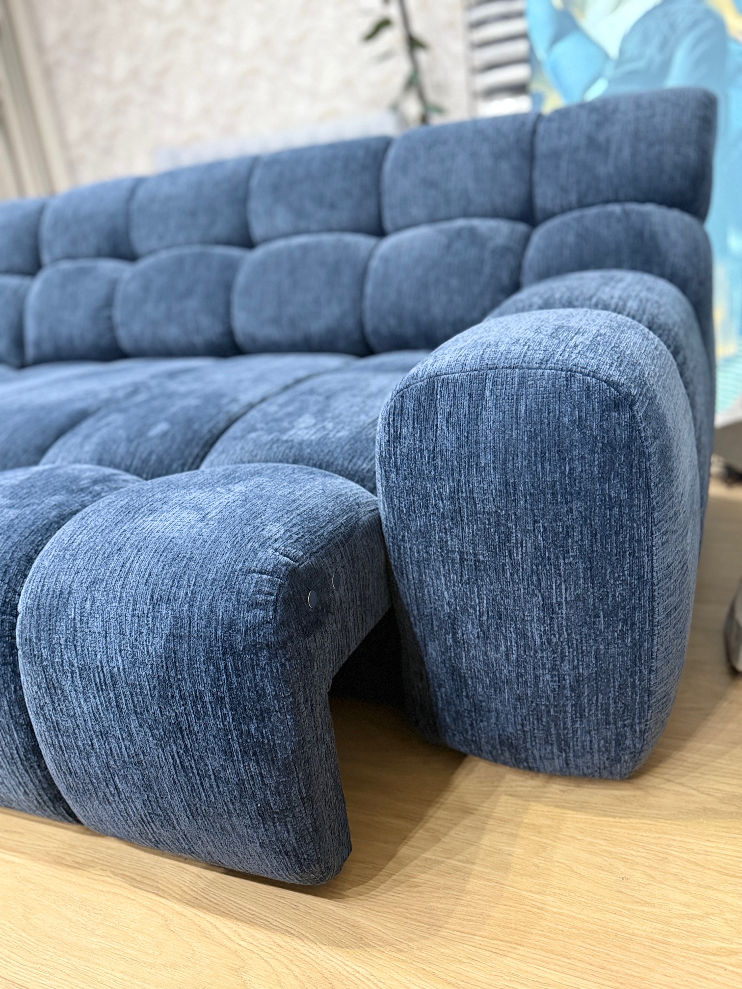 Ecksofa Campile – sofort verfügbar in eleganter Nachtblau-Ausführung