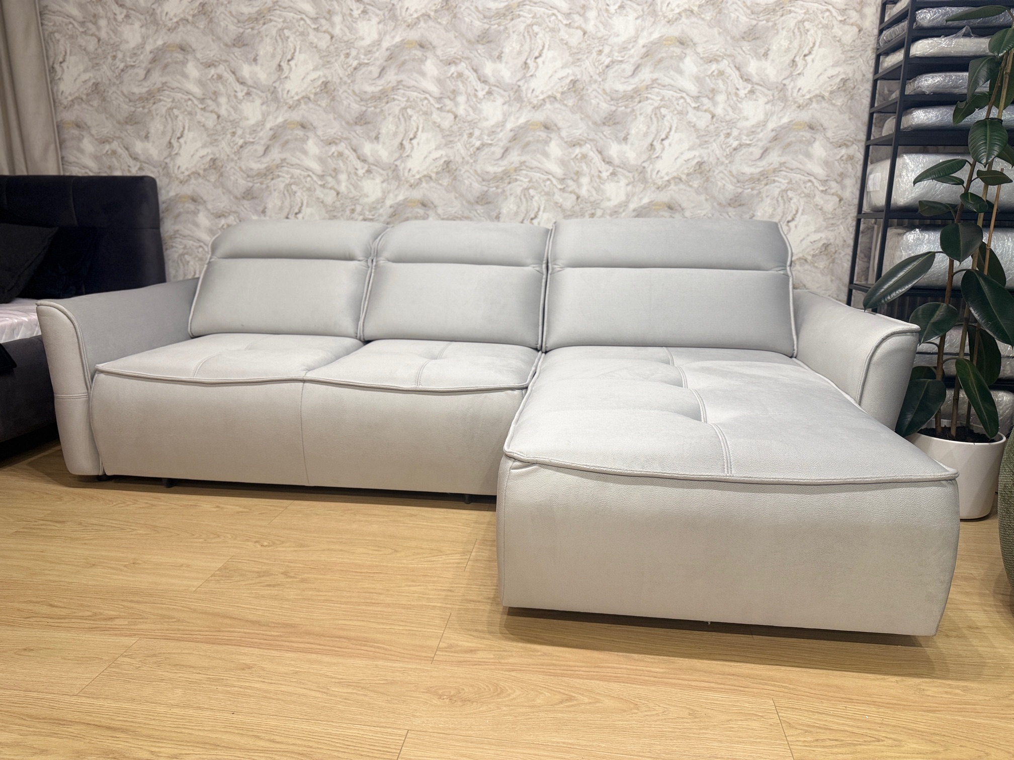 Ecksofa Murillo Mini – kompakter Komfort, moderne Funktionen und sofort verfügbar