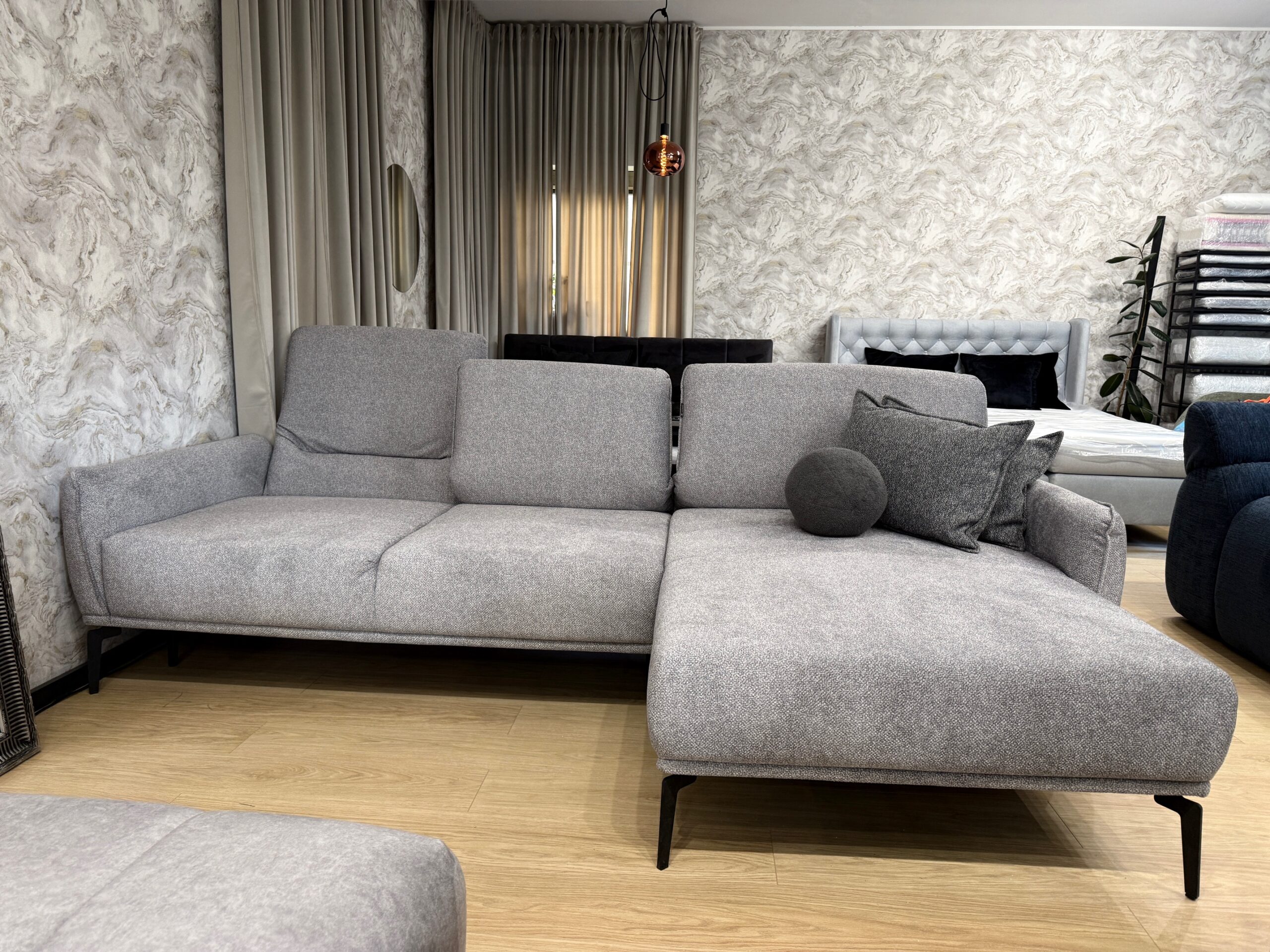 Ecksofa Storm Mini – moderner Komfort mit elegantem Design