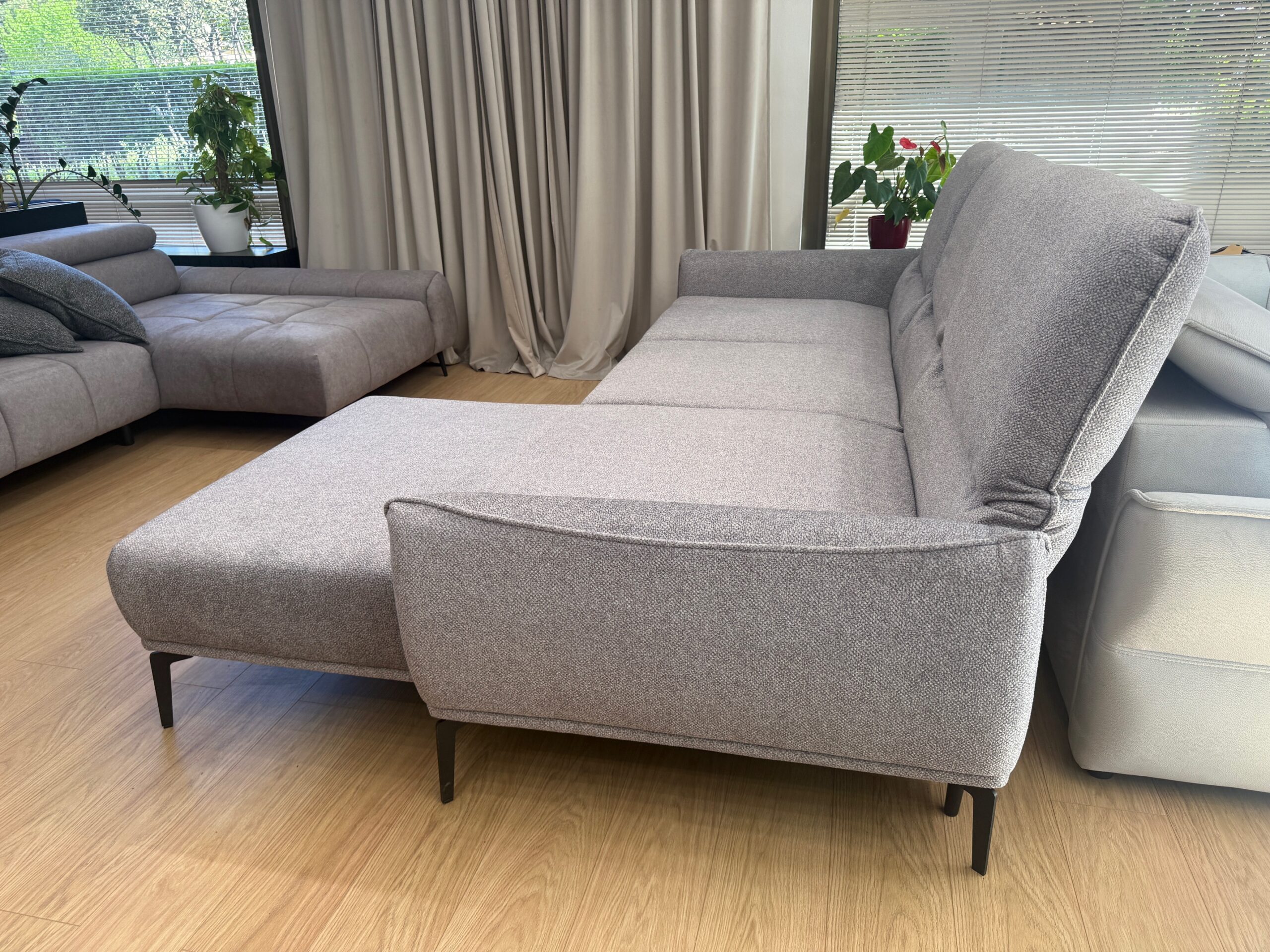 Ecksofa Storm Mini – moderner Komfort mit elegantem Design