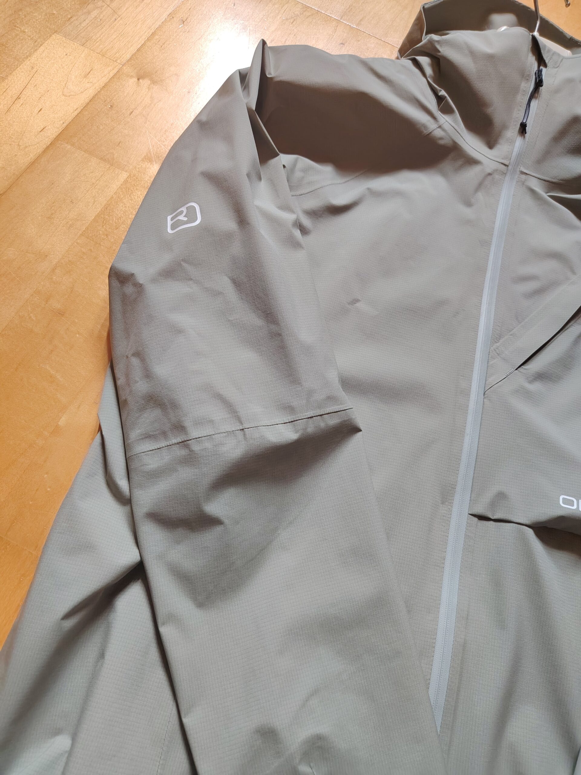 Ortovox Set Damen Jacke/Pulli/Hose